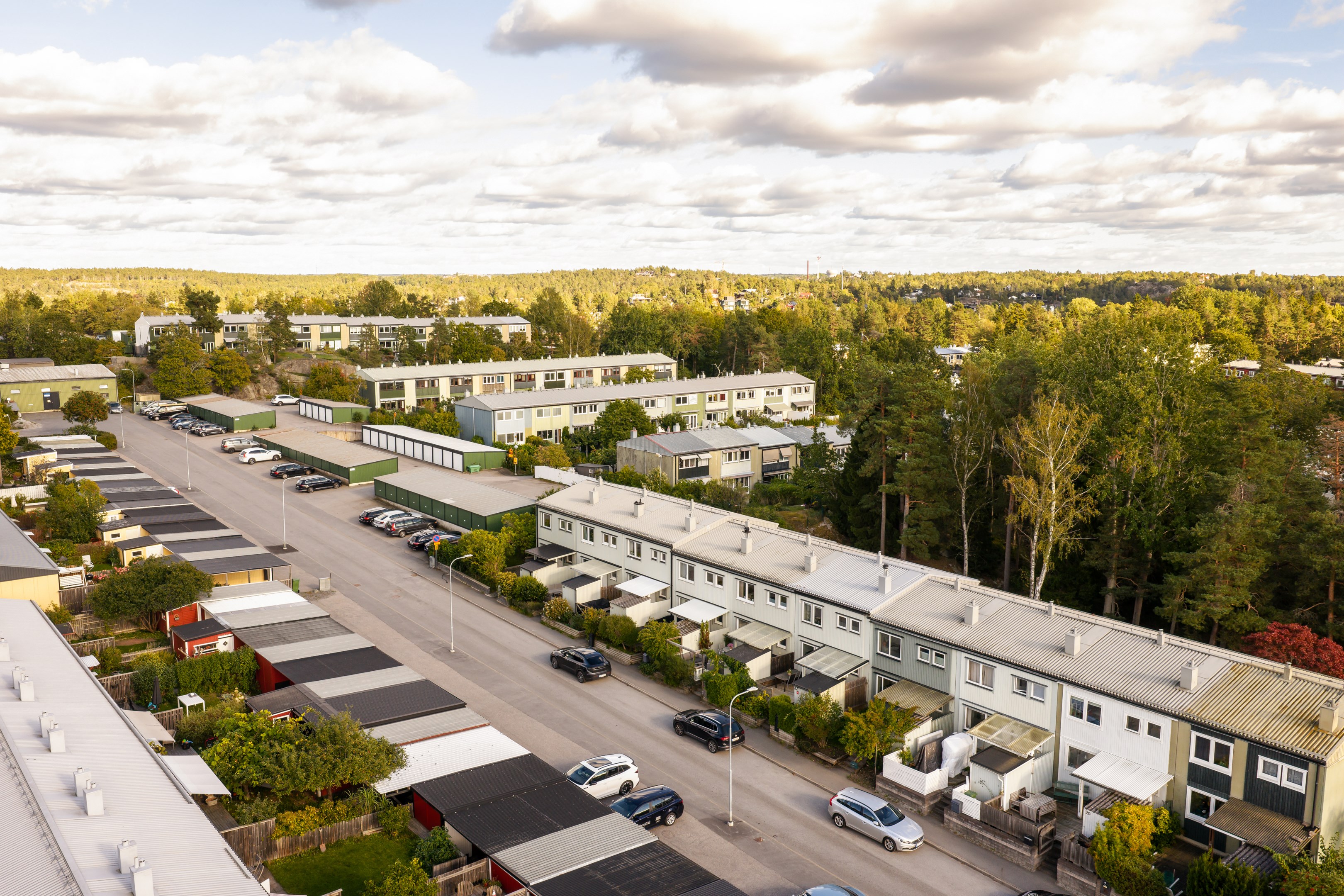 Bostadsbild från Knut Stangenbergs väg 28, Såld i Duvnäs Utskog, Nacka