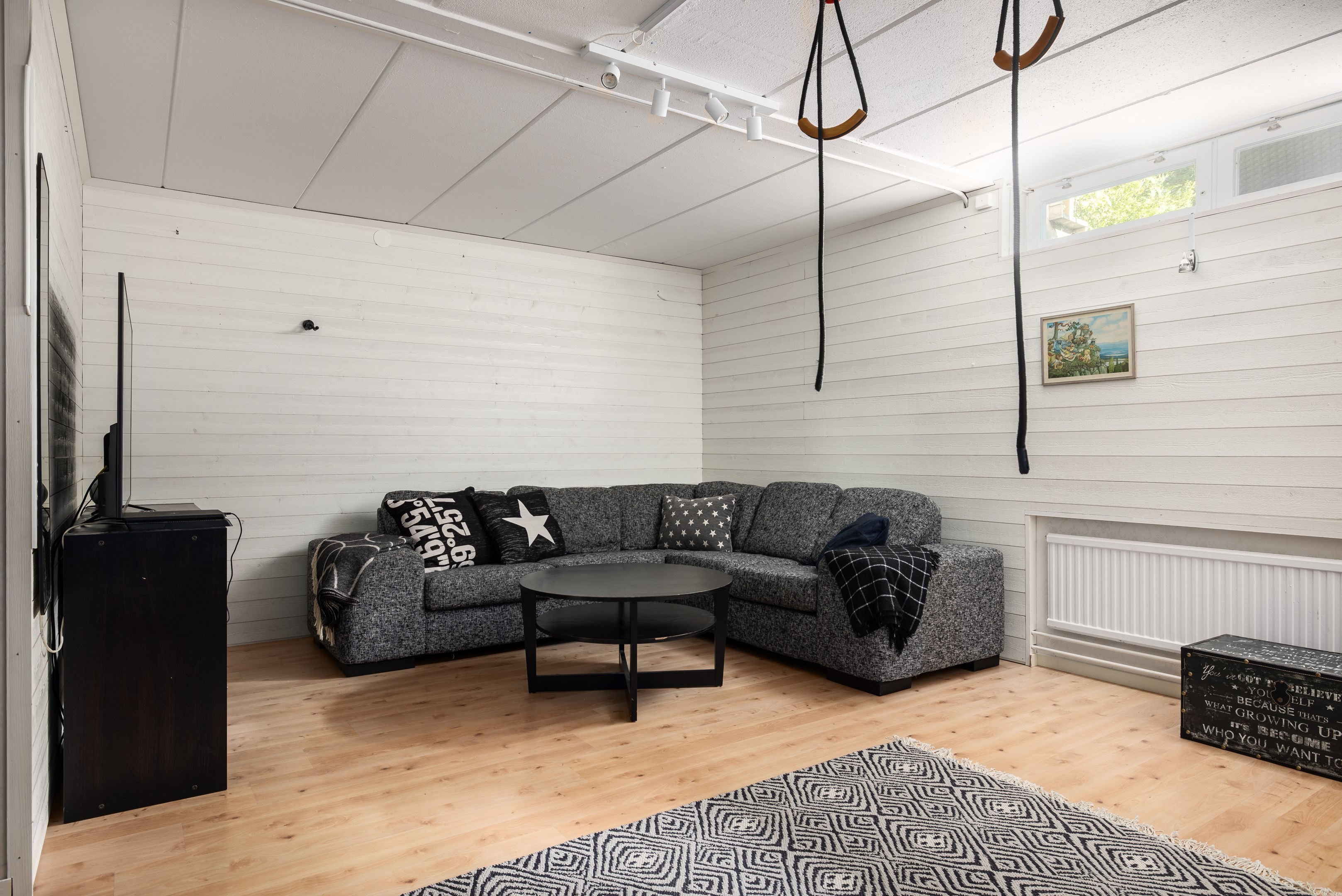 Bostadsbild från Knut Stangenbergs väg 28, Såld i Duvnäs Utskog, Nacka