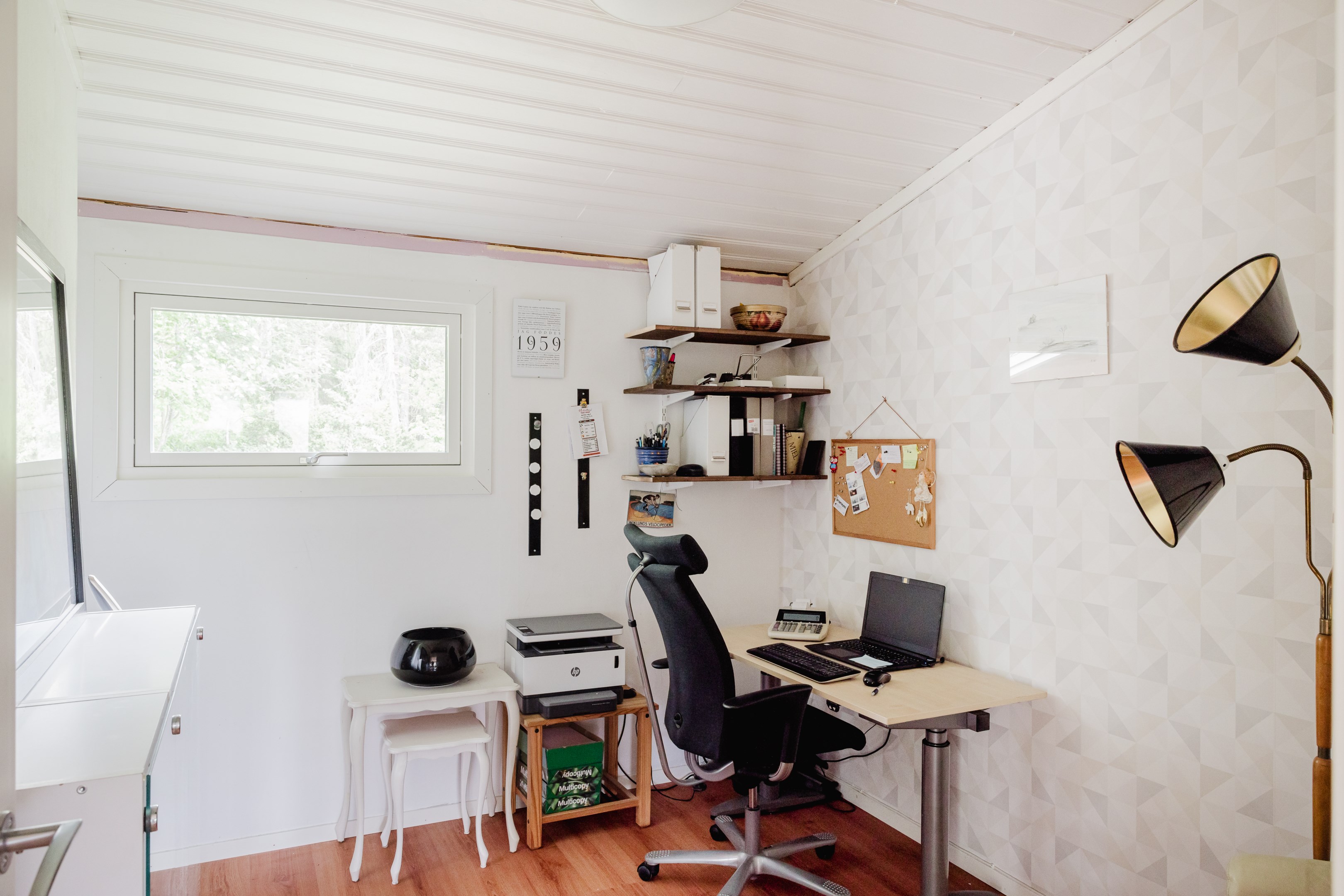 Sovrum 3 övre plan - idag hemmakontor