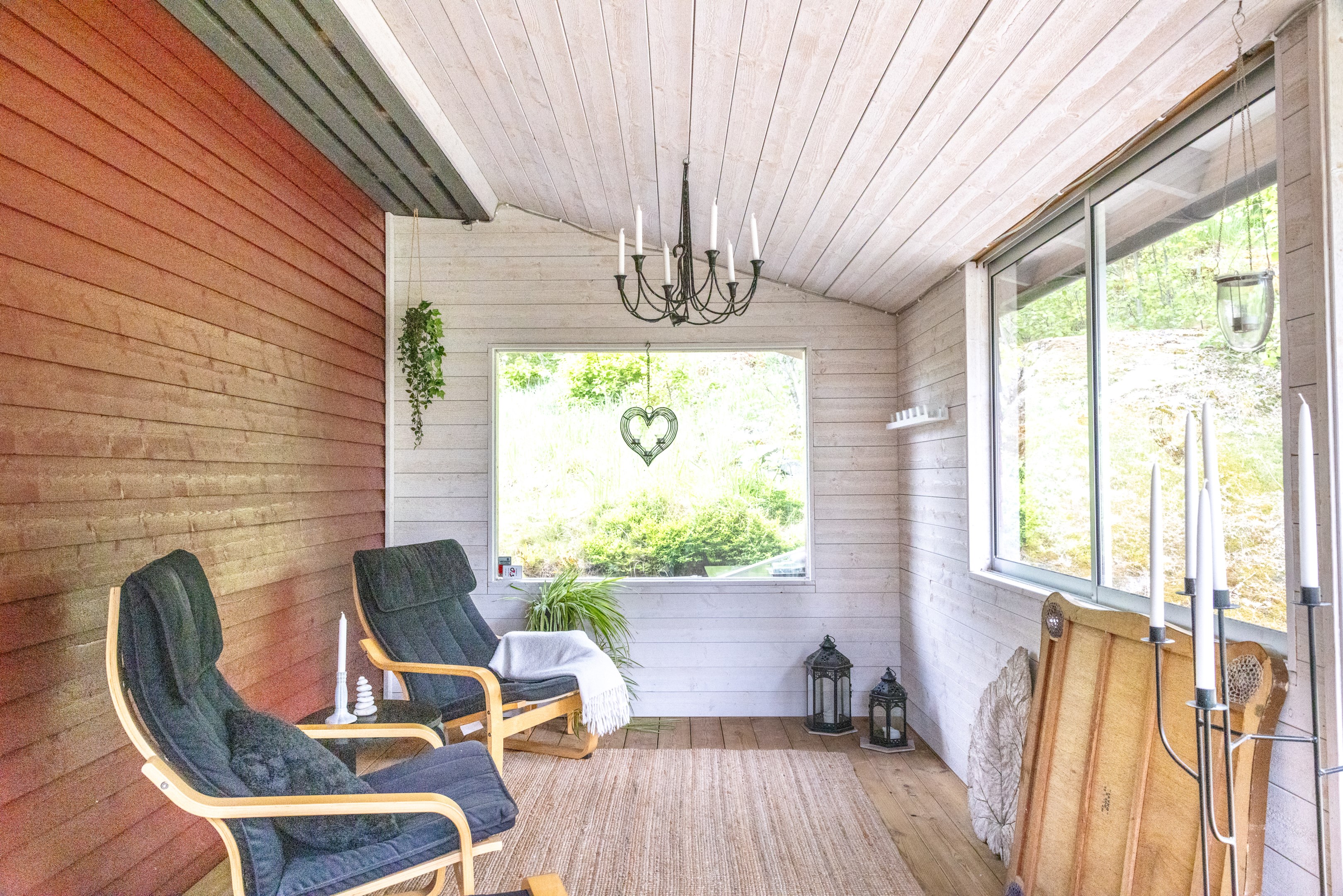 Uterum med avskilt läge mot husets baksida