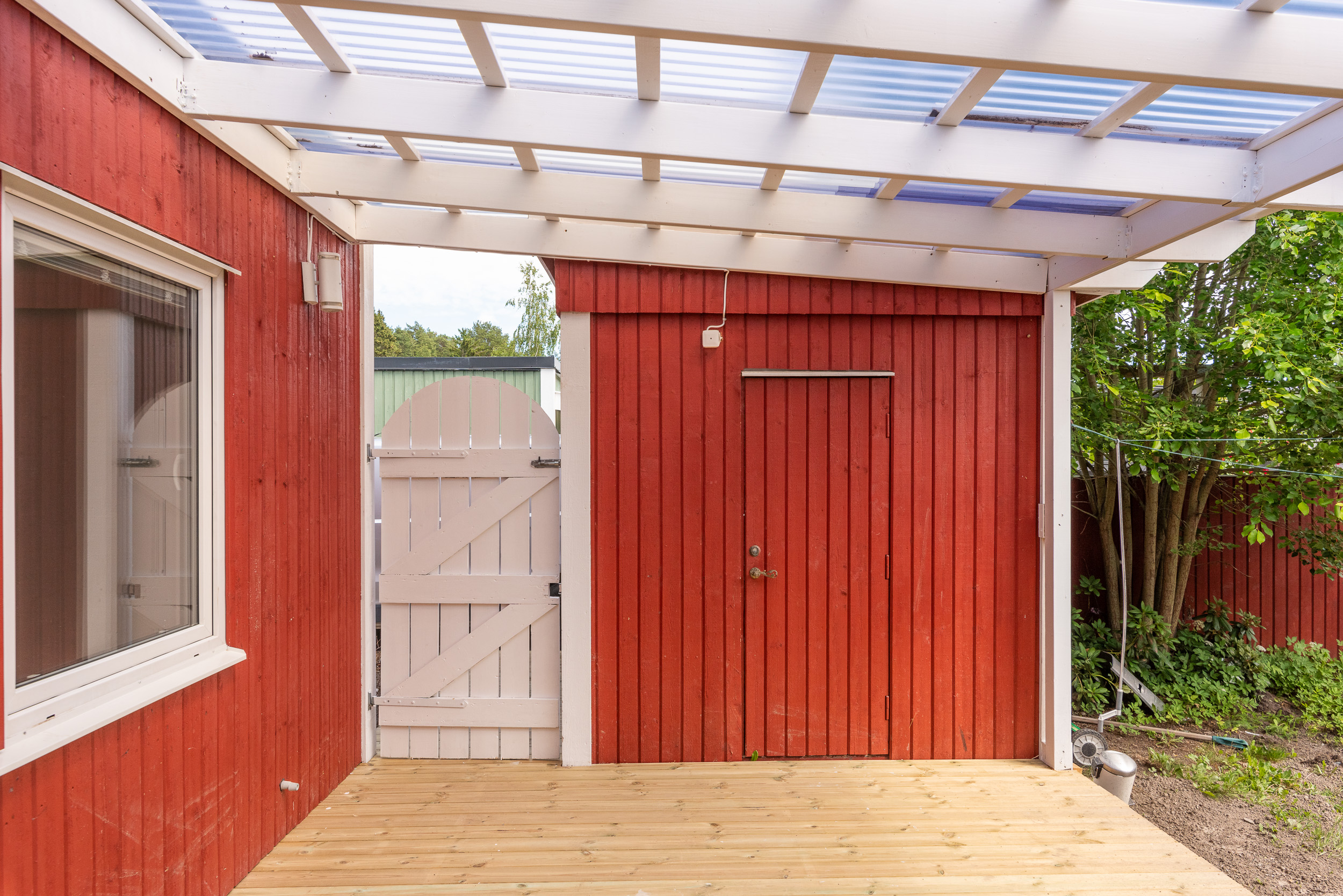 Bostadsbild från Plåtverksgatan 121, Såld i Bäckby, Västerås