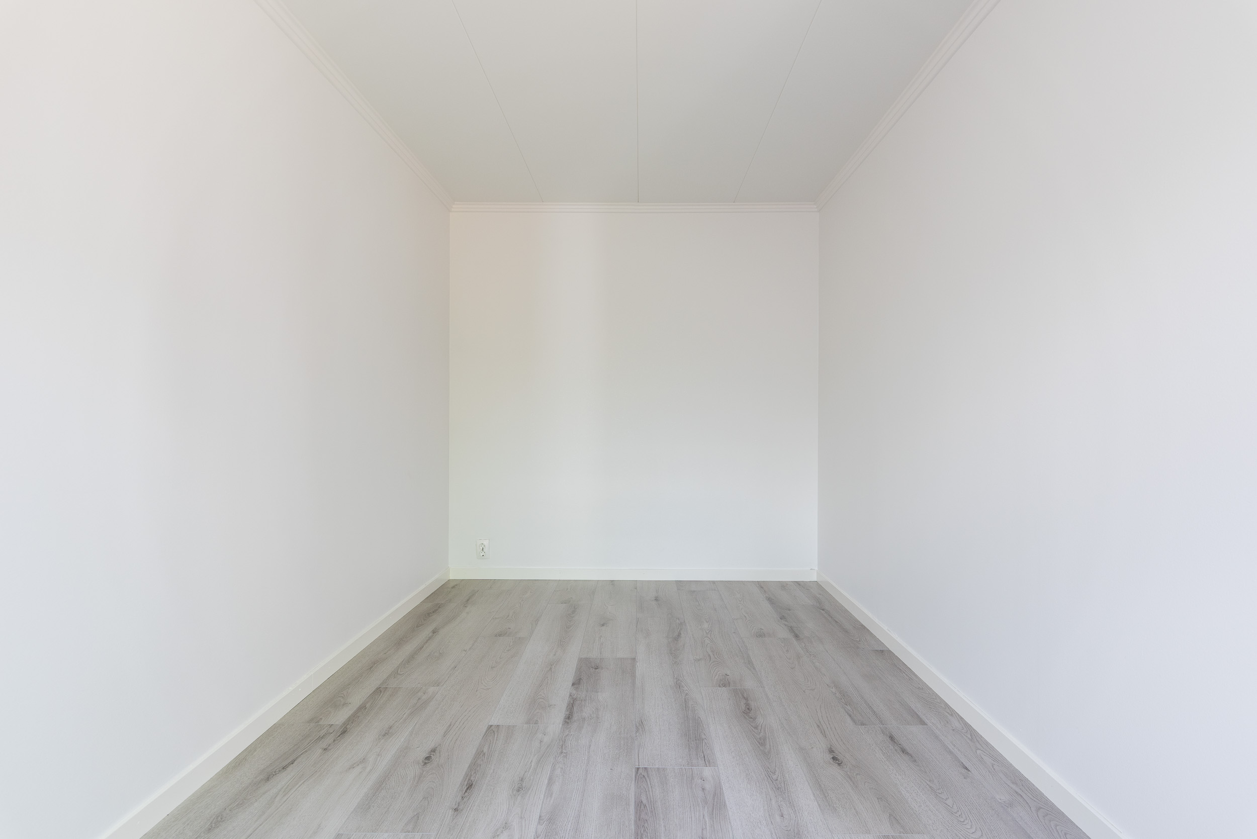 Bostadsbild från Plåtverksgatan 121, Såld i Bäckby, Västerås