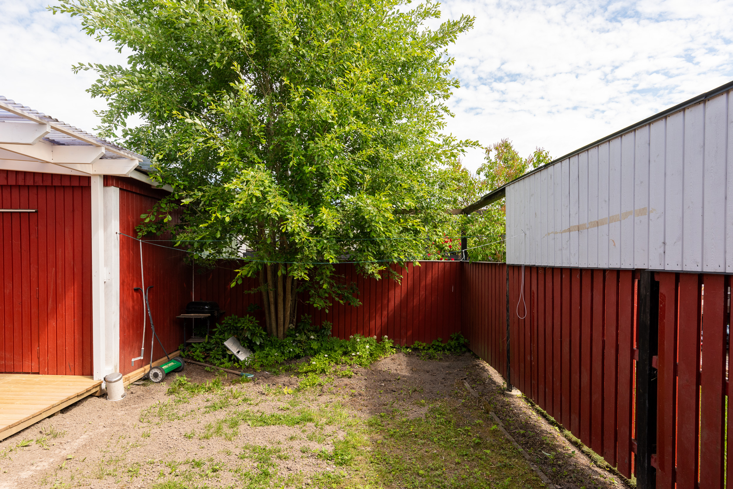 Bostadsbild från Plåtverksgatan 121, Såld i Bäckby, Västerås