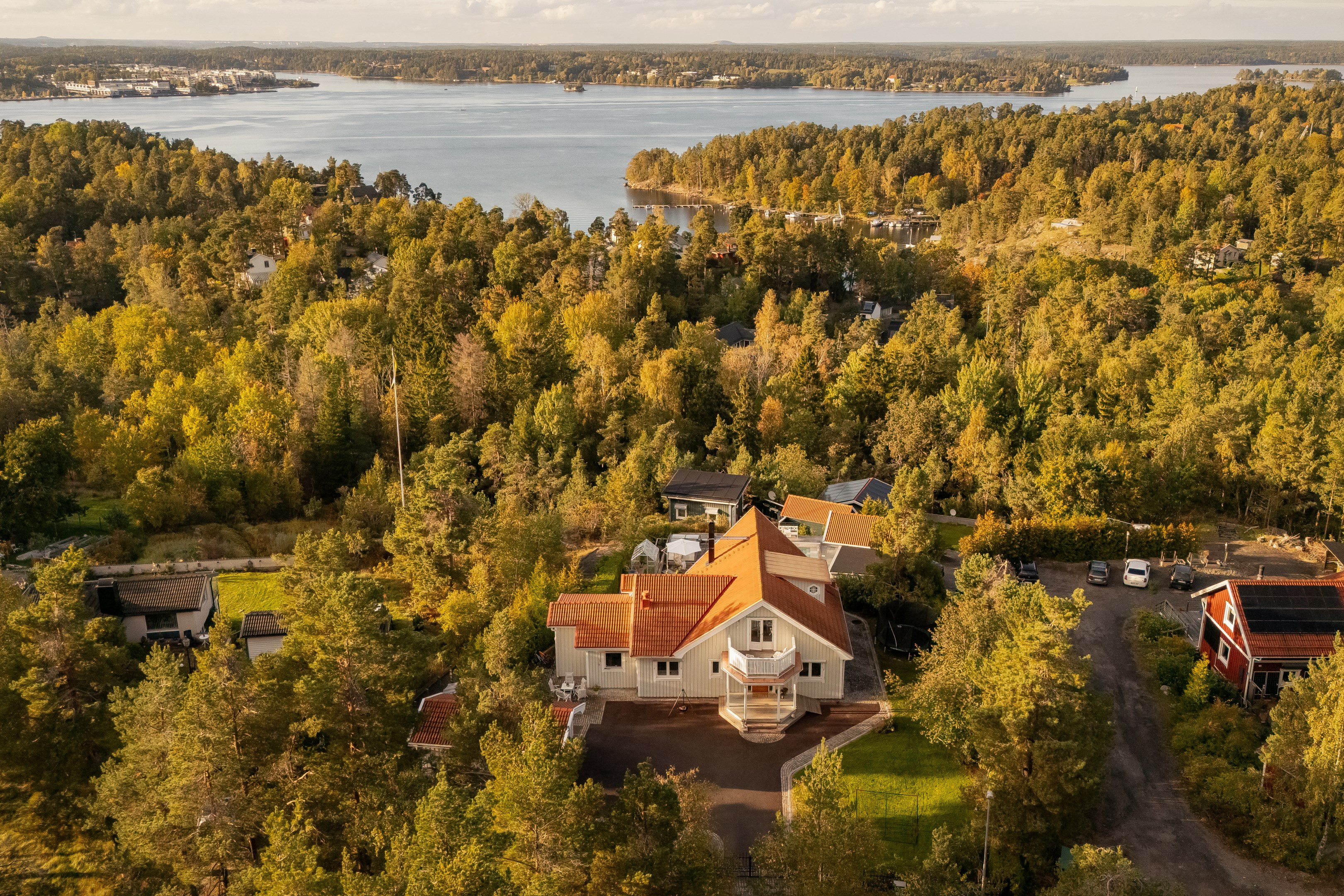 Bostadsbild från Sergelvägen 36, Till salu i Hasseludden, Nacka
