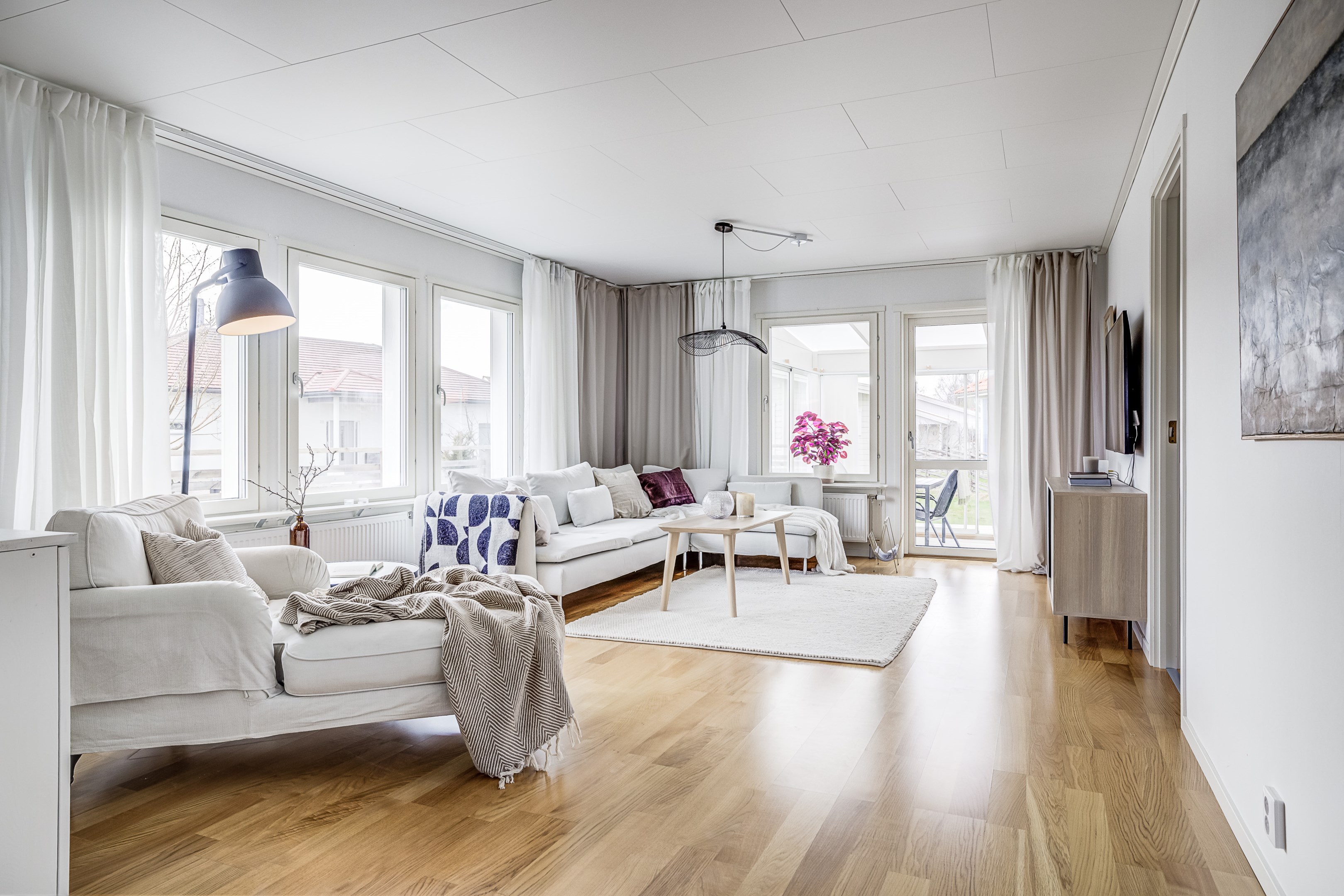 Bostadsbild från Mistelvägen 9, Såld i Örsundsbro, Enköping