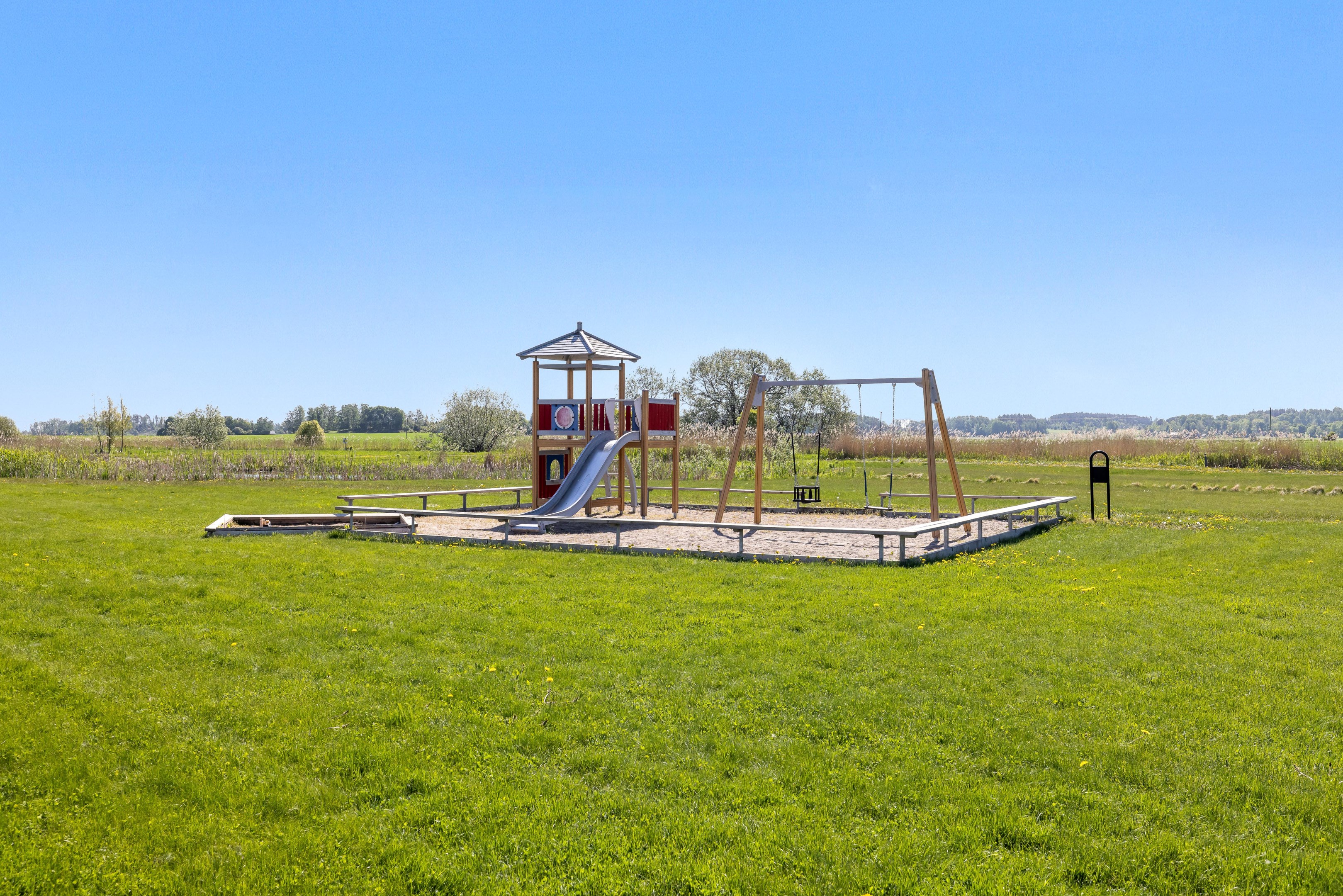 Bostadsbild från Mistelvägen 9, Såld i Örsundsbro, Enköping