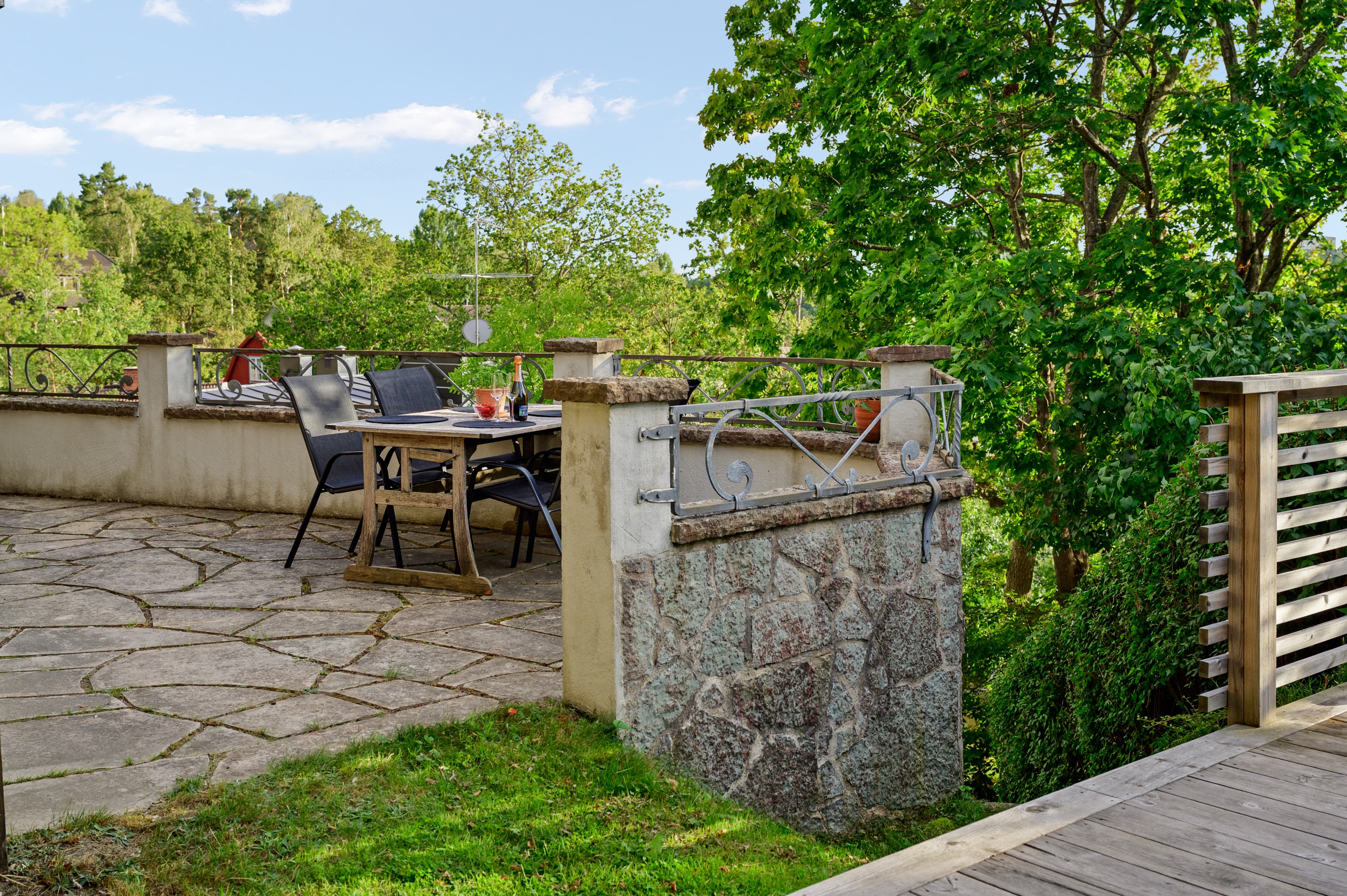 Bostadsbild från Solstigen 39, Såld i Skuru, Nacka