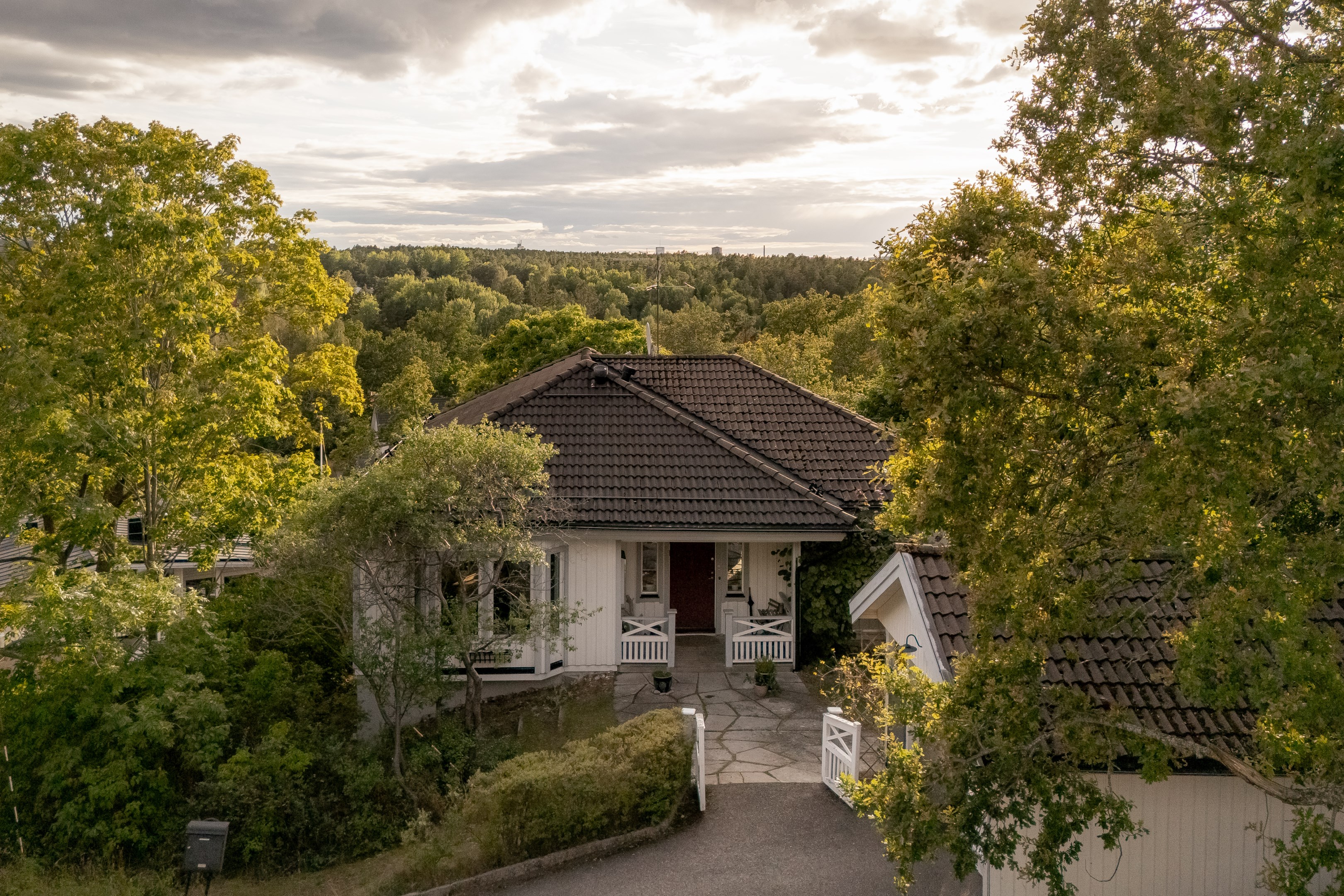 Bostadsbild från Solstigen 39, Såld i Skuru, Nacka