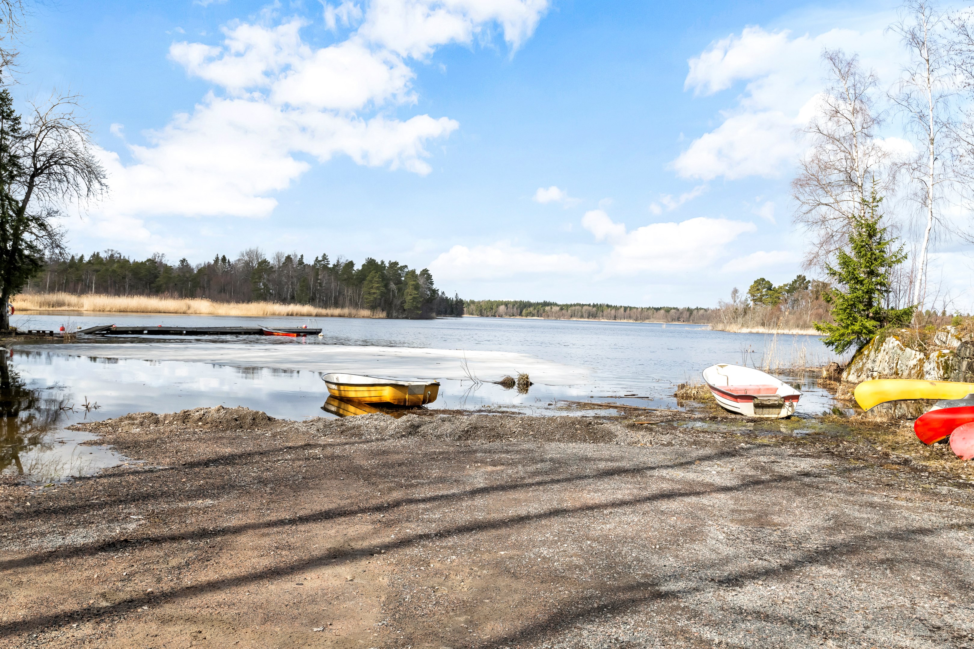 Bostadsbild från Slingervägen 1, Såld i Järlåsa, Uppsala