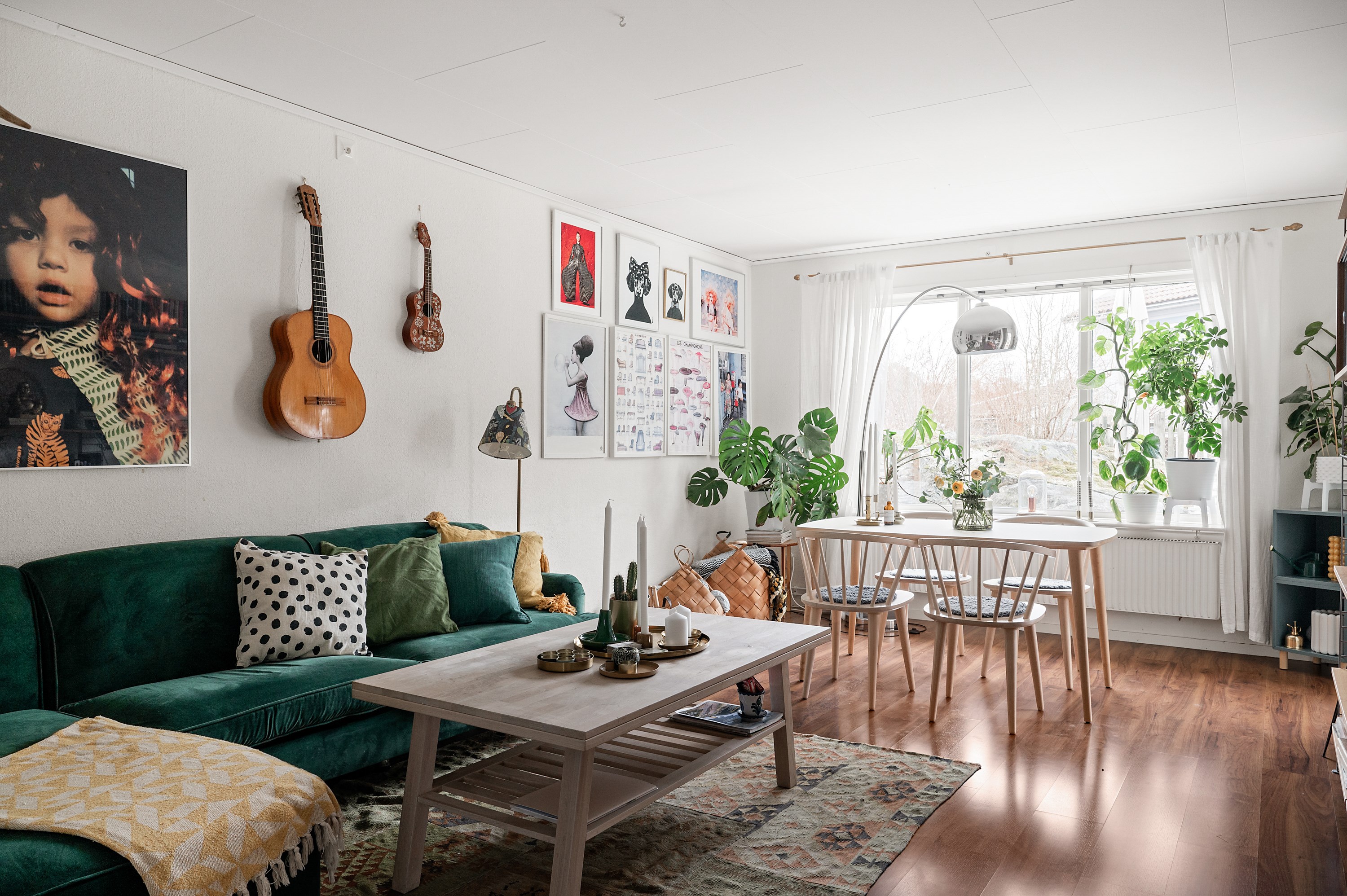 Bostadsbild från Lövsångarvägen 3, Såld i Ösbydalen, Värmdö