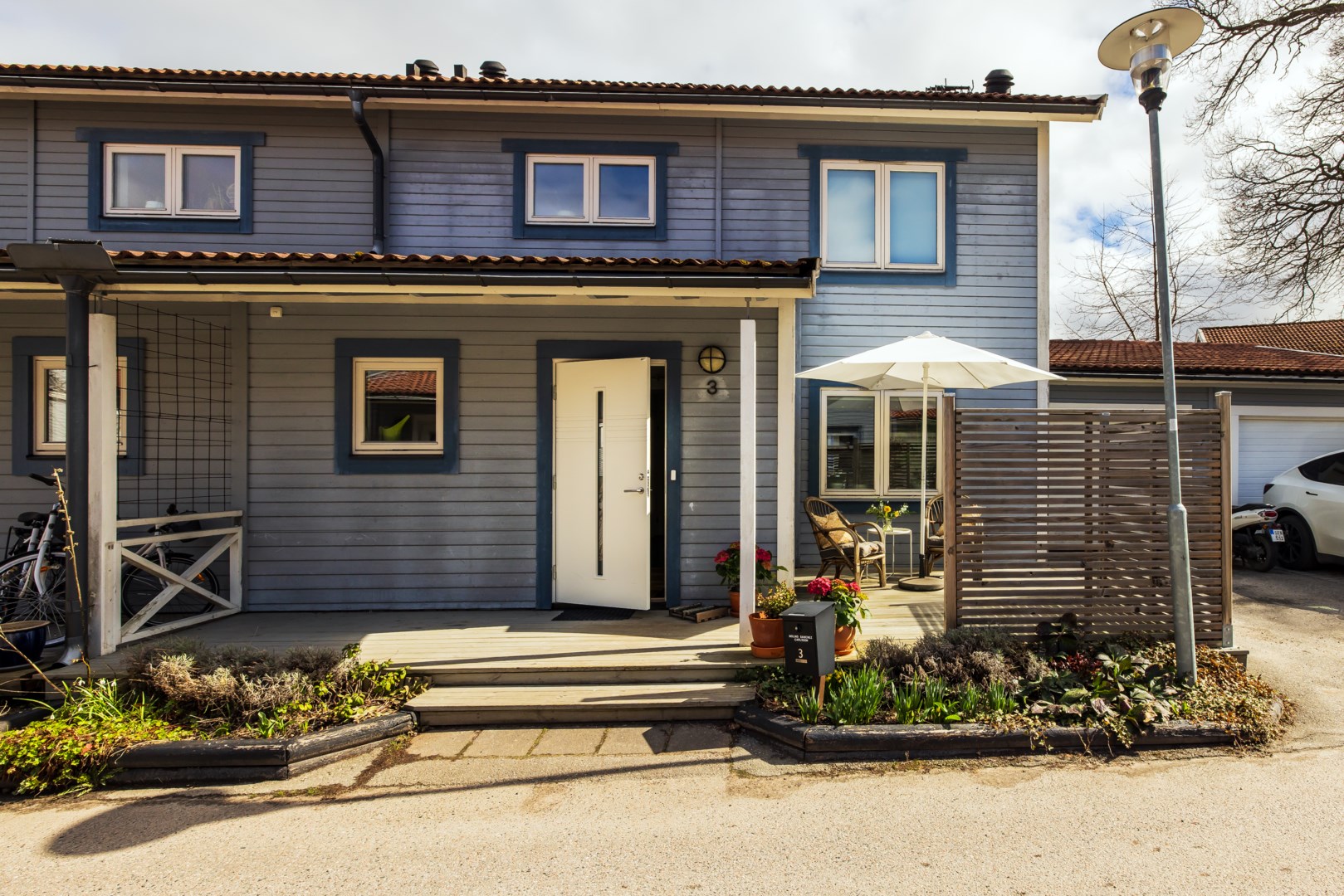 Bostadsbild från Lövsångarvägen 3, Såld i Ösbydalen, Värmdö