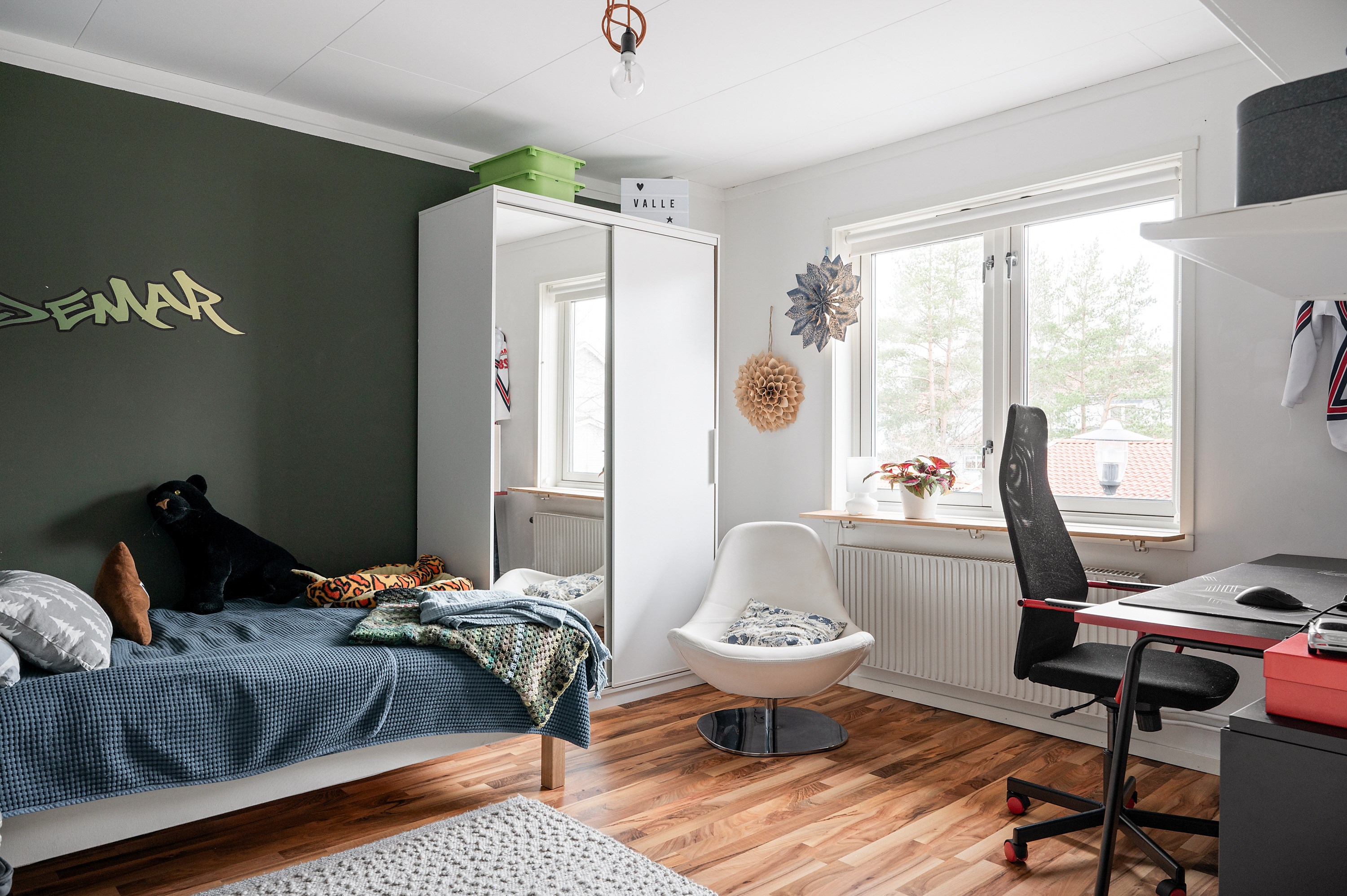 Bostadsbild från Lövsångarvägen 3, Såld i Ösbydalen, Värmdö