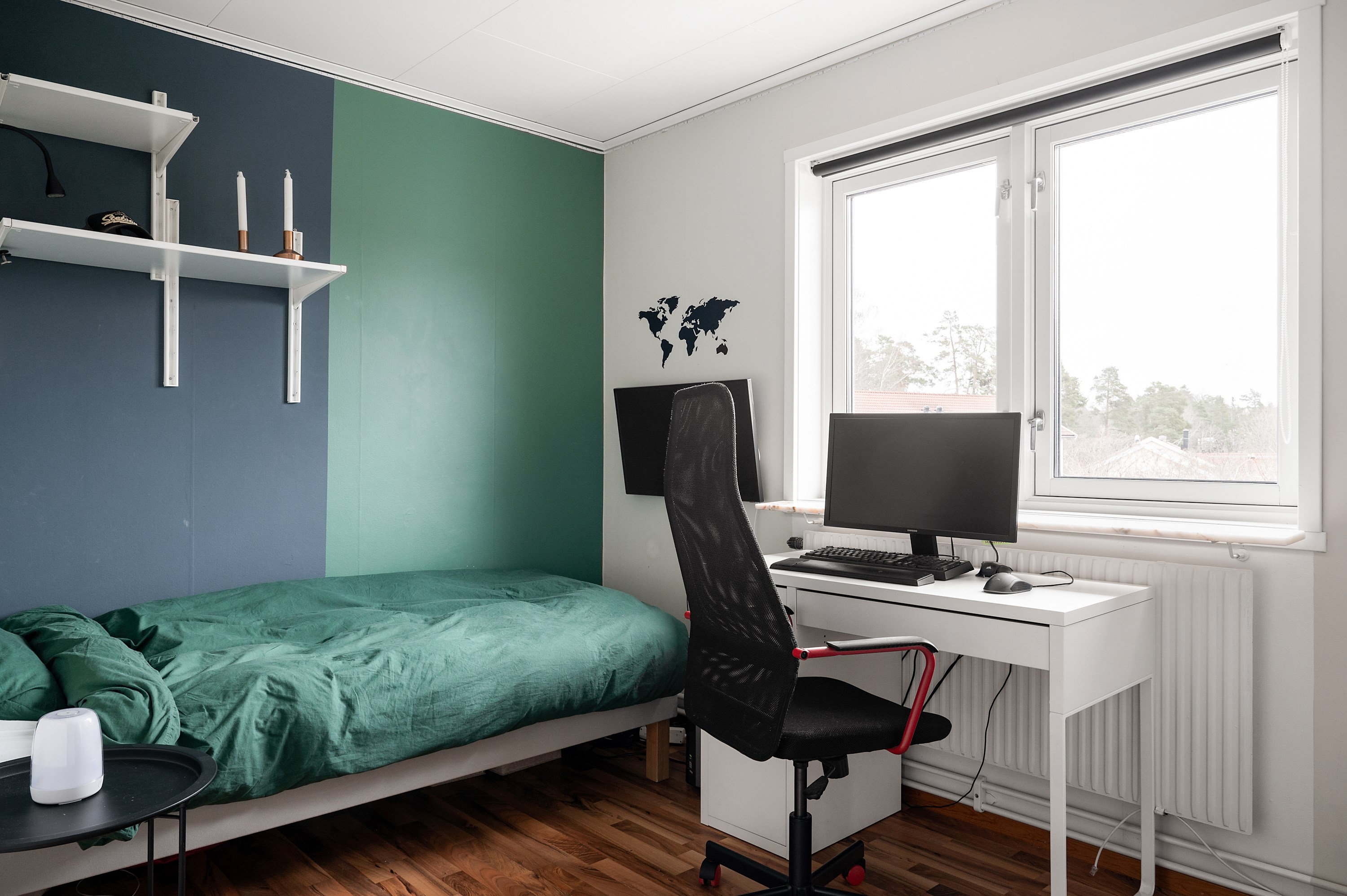 Bostadsbild från Lövsångarvägen 3, Såld i Ösbydalen, Värmdö