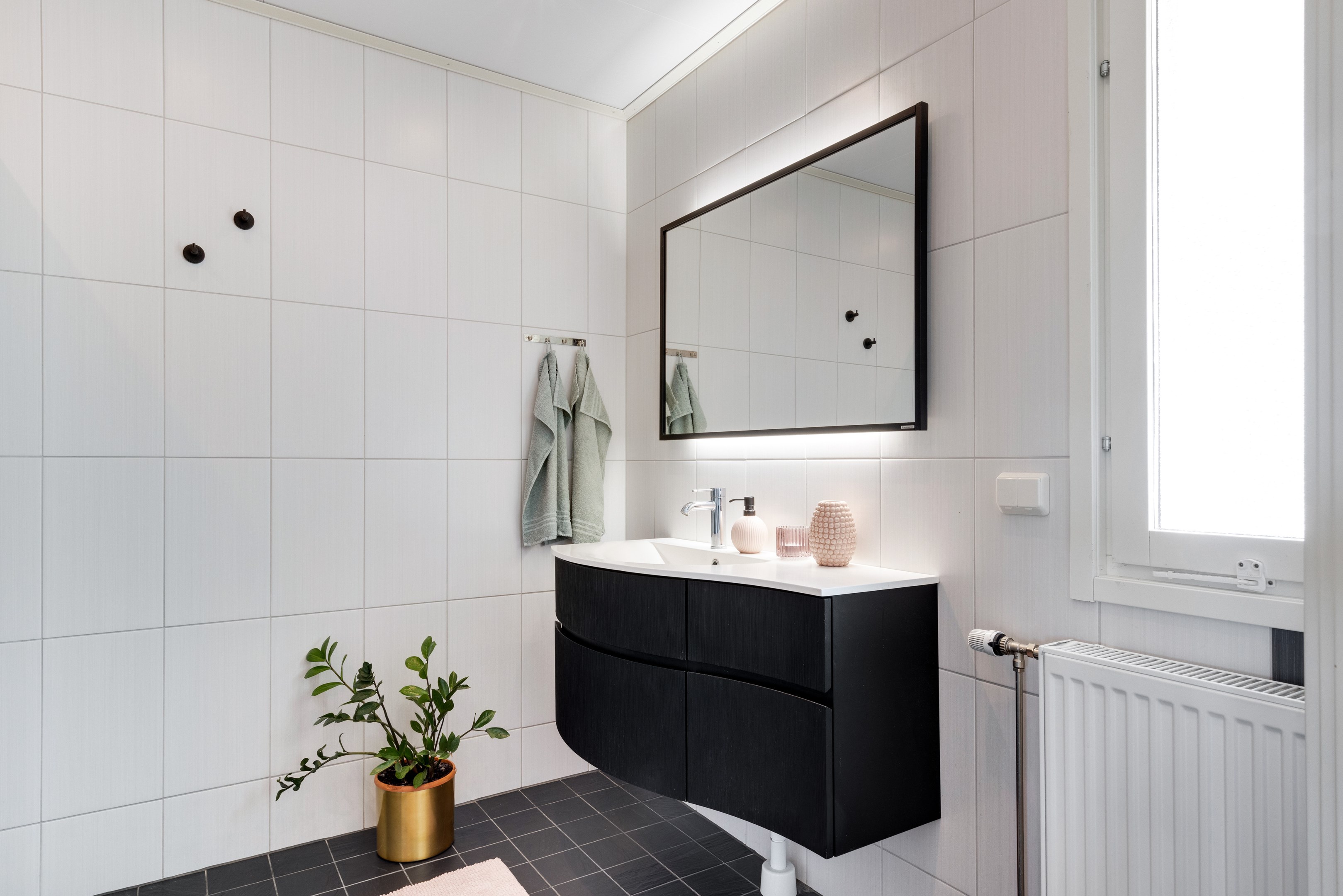 Bostadsbild från Frötuna 15, Såld i Karby Lindbacken, Uppsala