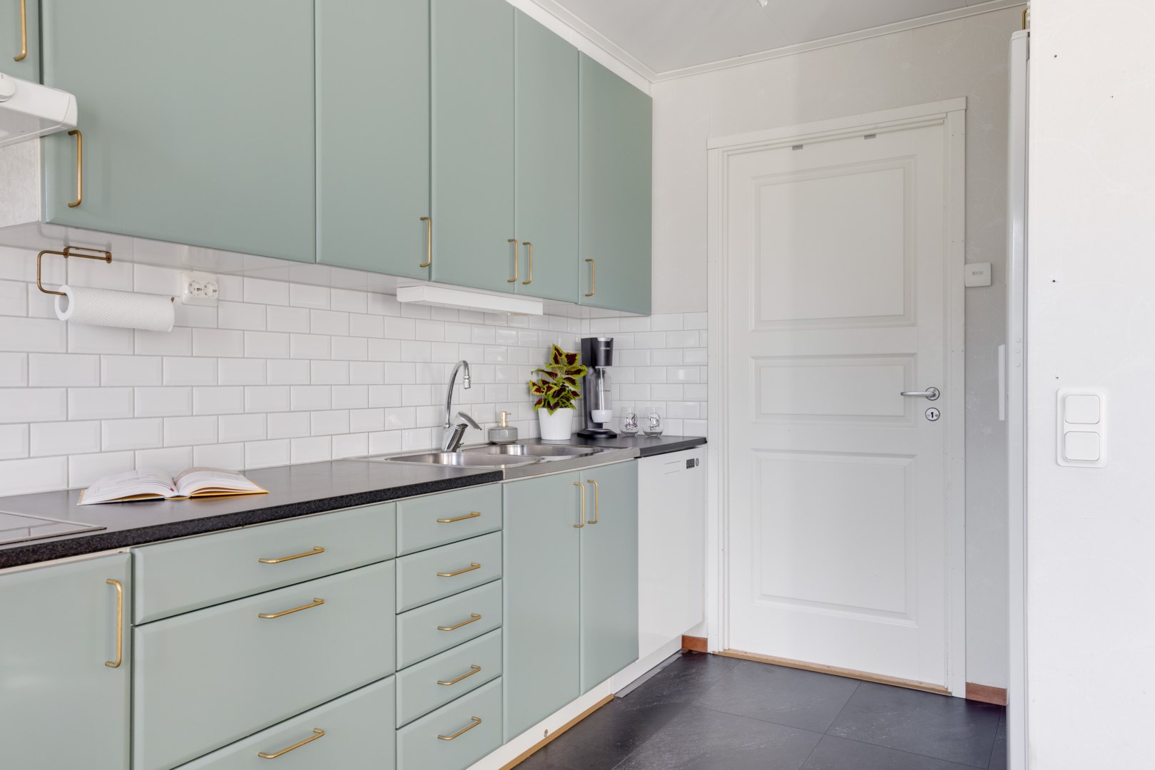 Bostadsbild från Frötuna 15, Såld i Karby Lindbacken, Uppsala