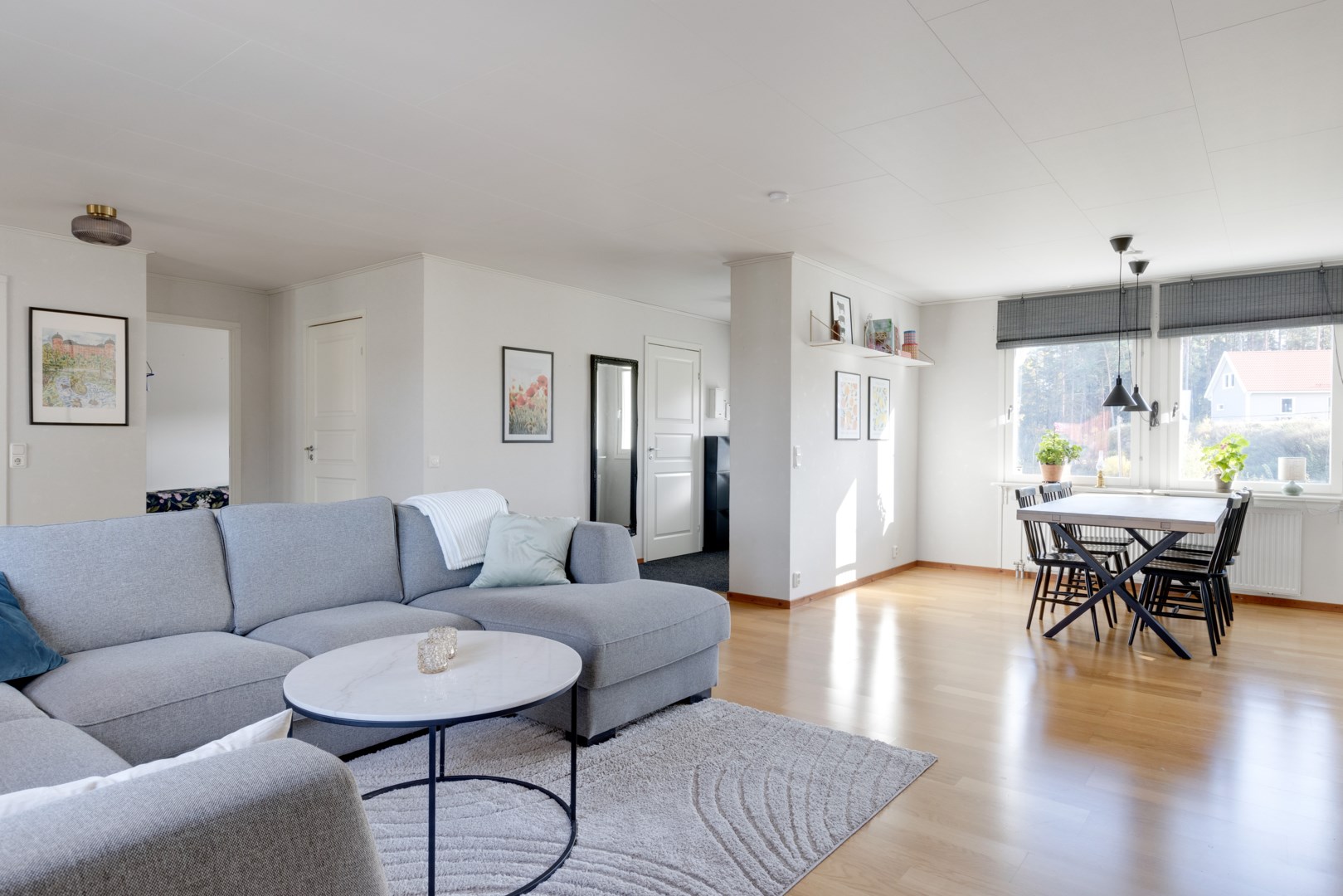 Bostadsbild från Frötuna 15, Såld i Karby Lindbacken, Uppsala