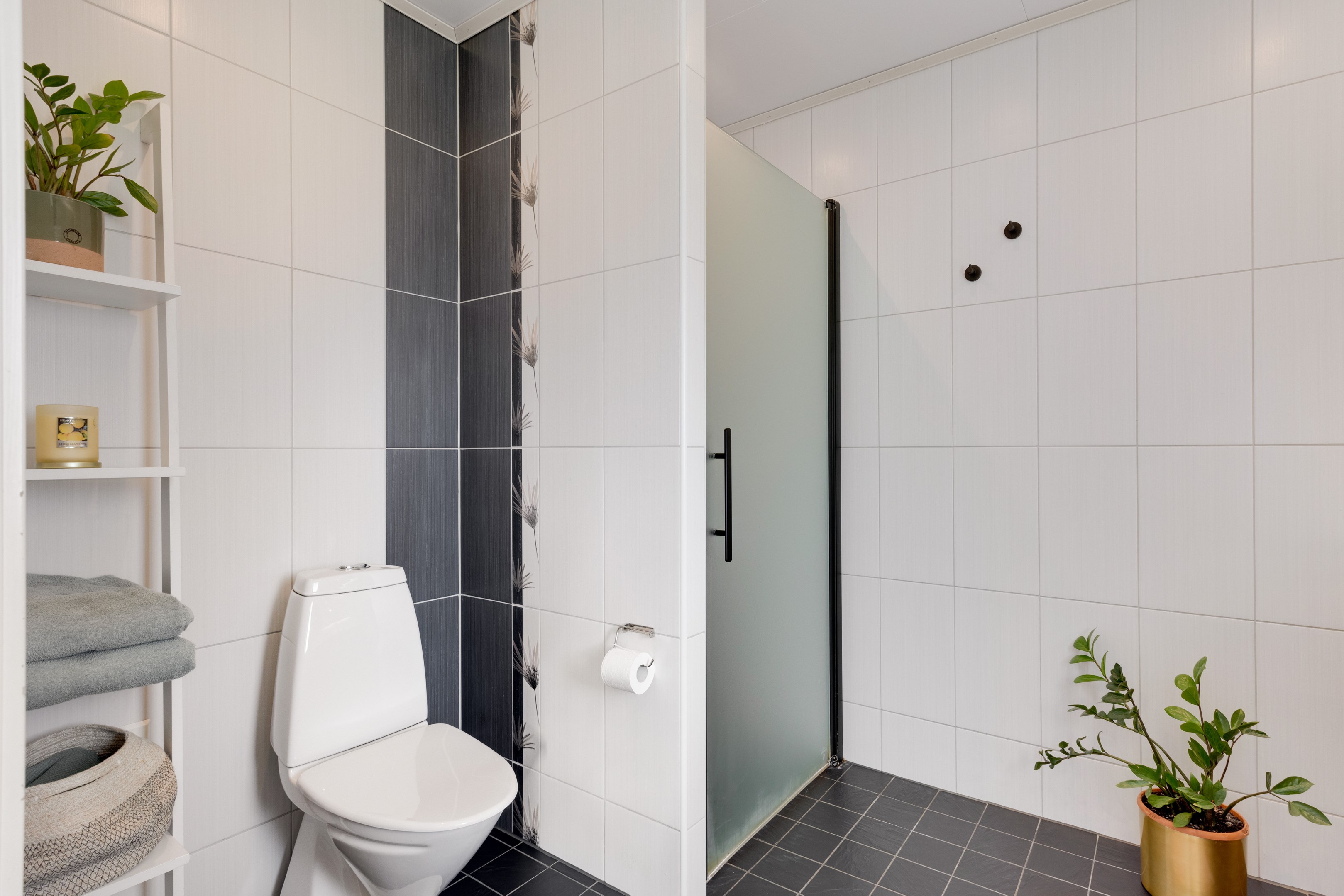 Bostadsbild från Frötuna 15, Såld i Karby Lindbacken, Uppsala