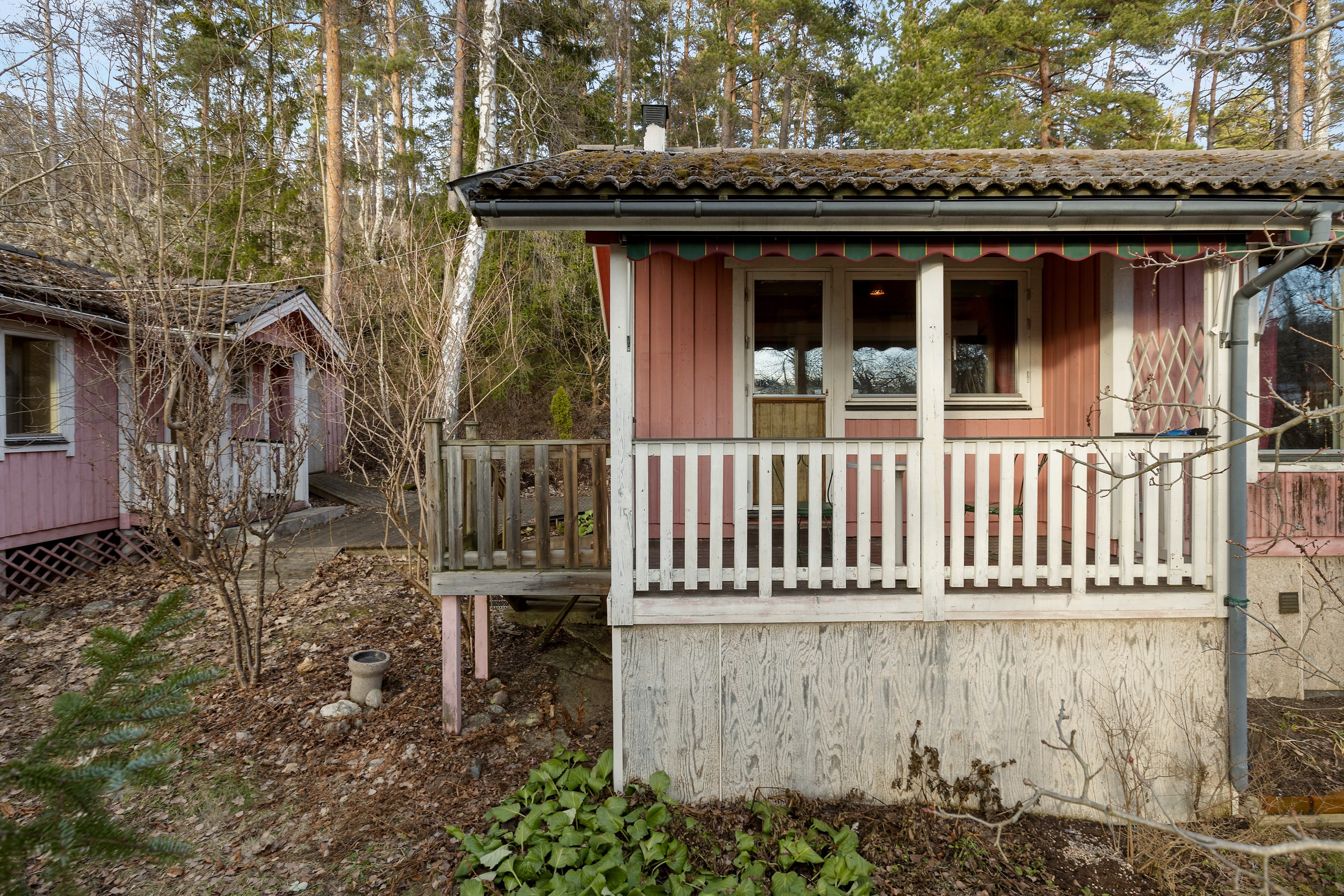Bostadsbild från Gustavsviksvägen 37, Såld i Gustavsvik, Nacka