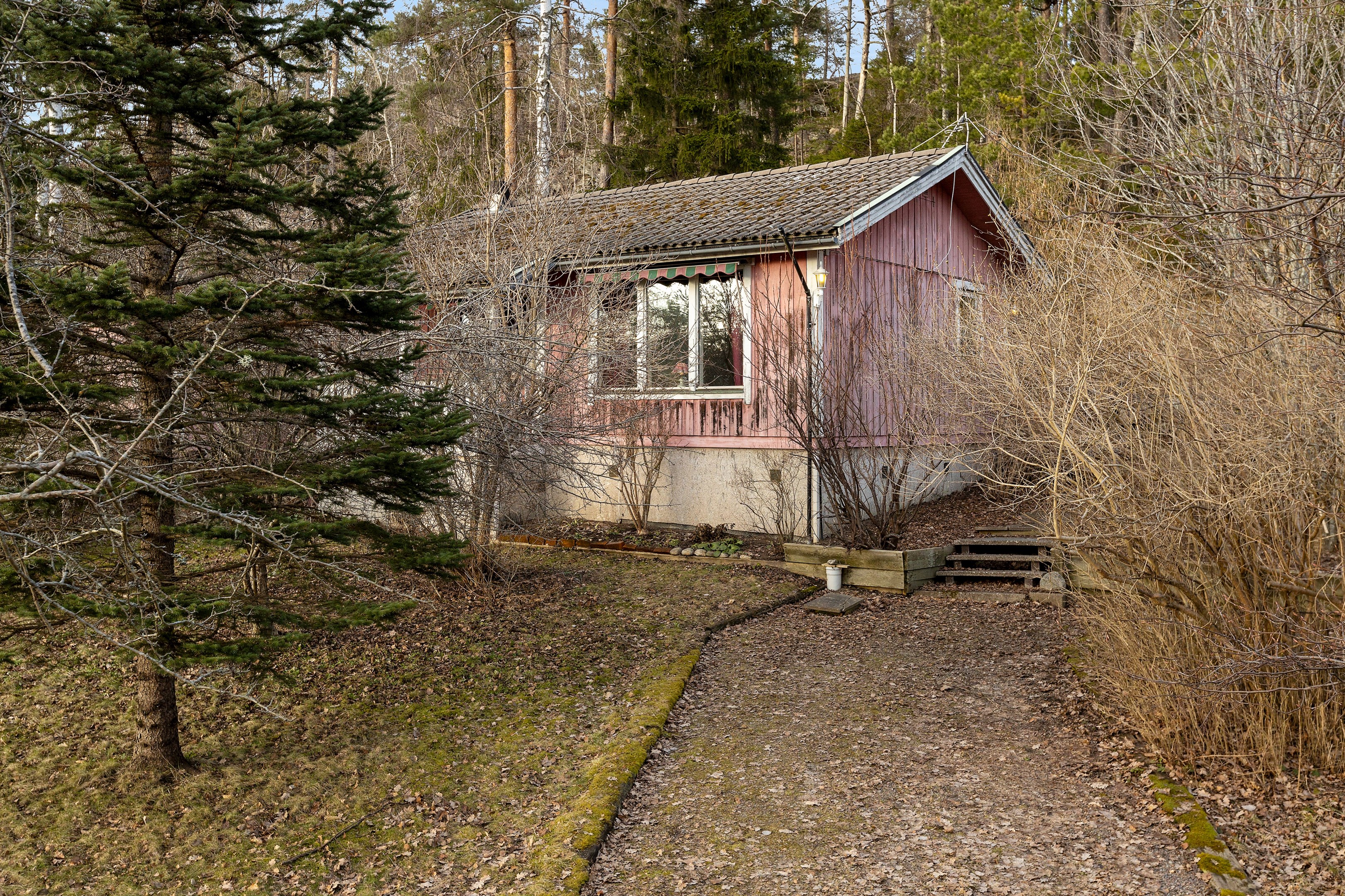 Bostadsbild från Gustavsviksvägen 37, Såld i Gustavsvik, Nacka