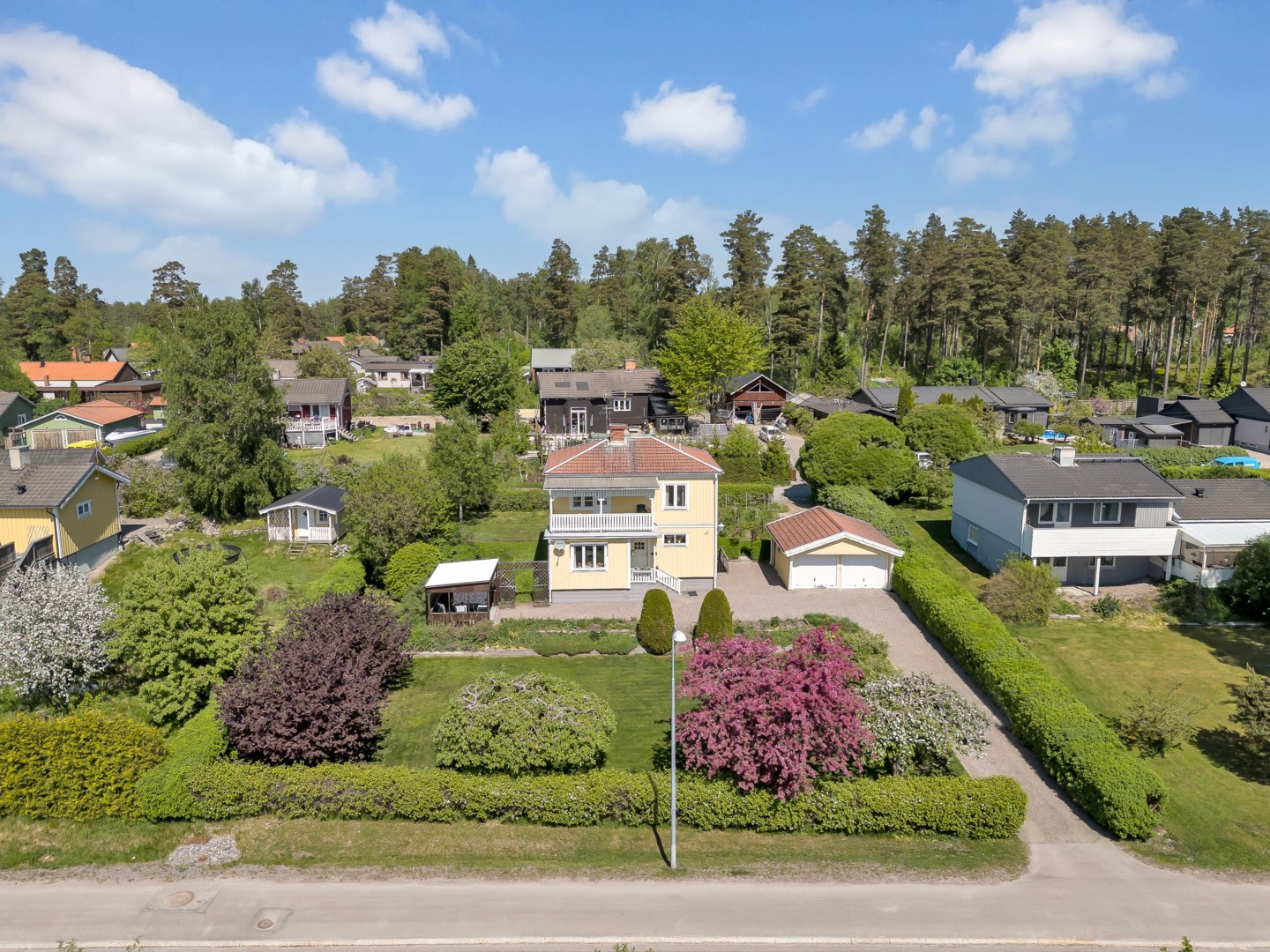 Bostadsbild från Salavägen 37, Såld i Järlåsa, Uppsala