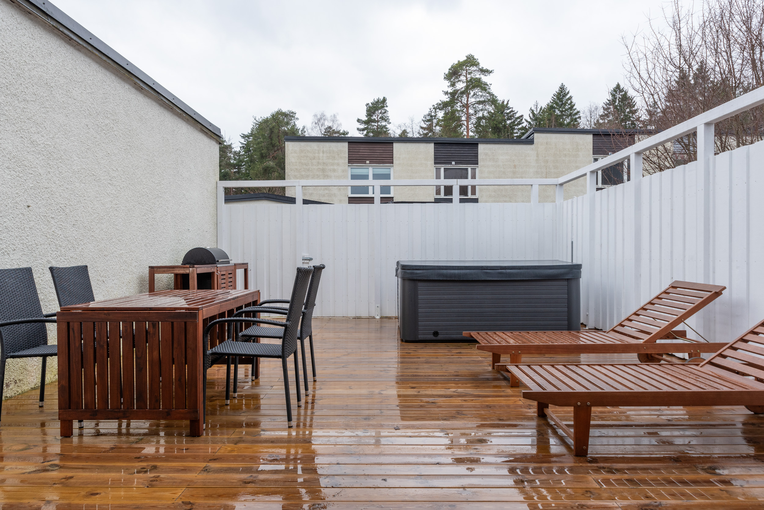 Bostadsbild från Liegatan 214, Såld i Hammarby, Västerås