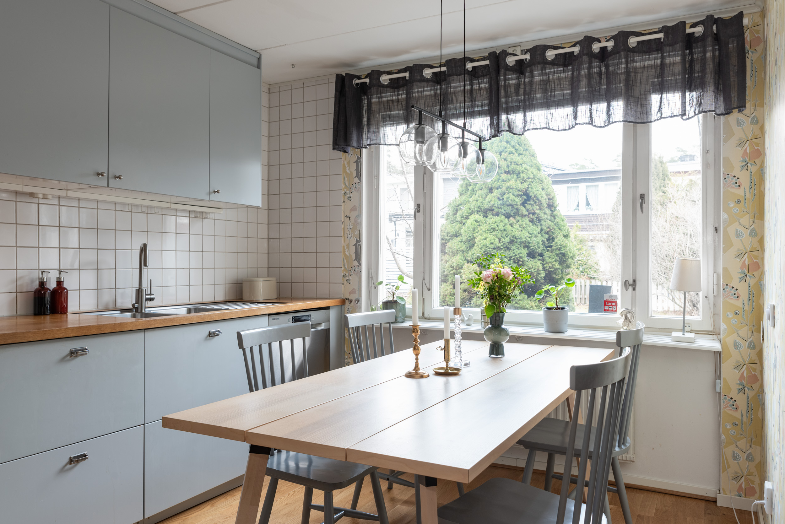 Bostadsbild från Liegatan 214, Såld i Hammarby, Västerås