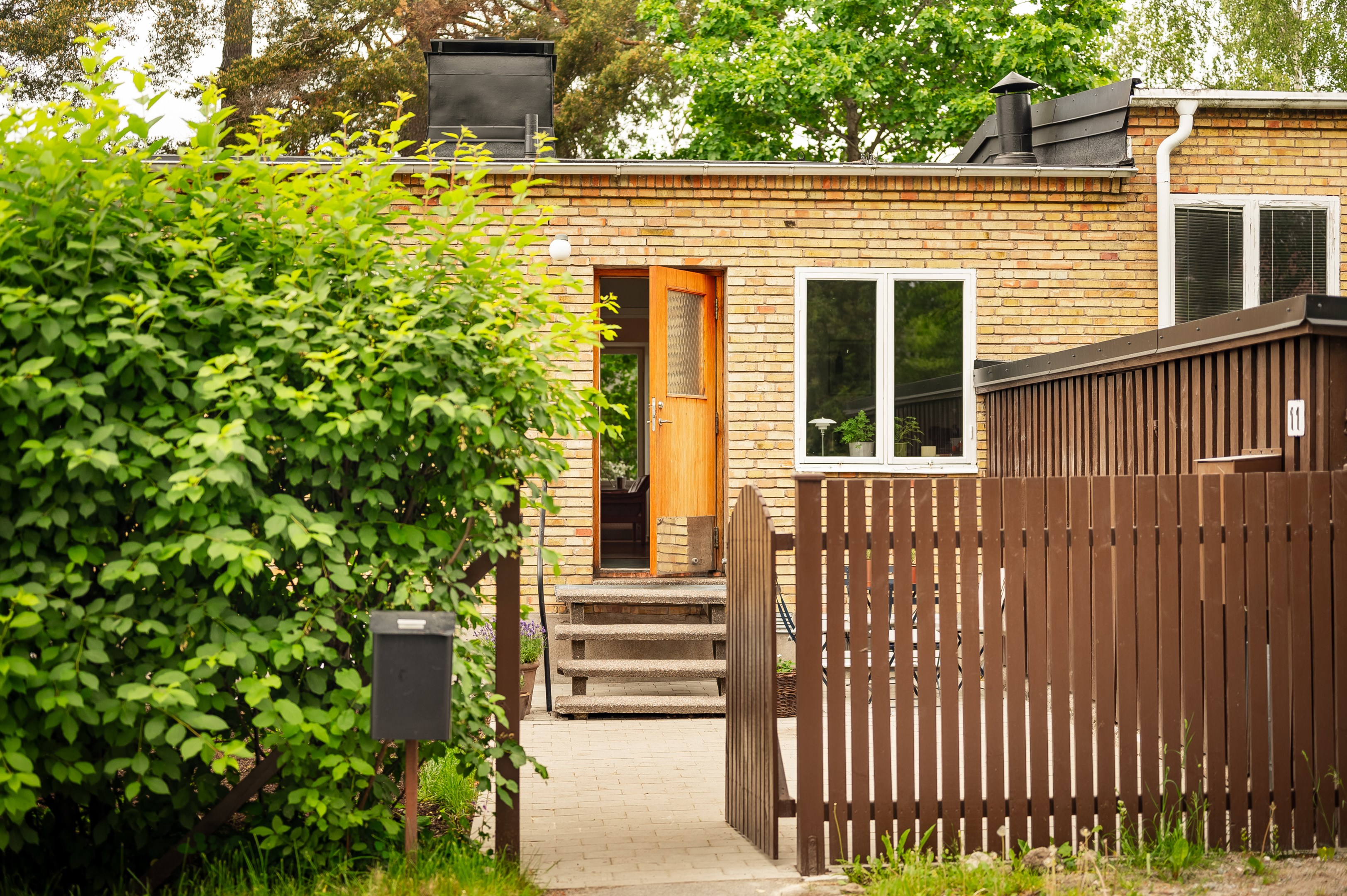 Bostadsbild från Thun-Ollevägen 11, Såld i Lugnet, Värmdö