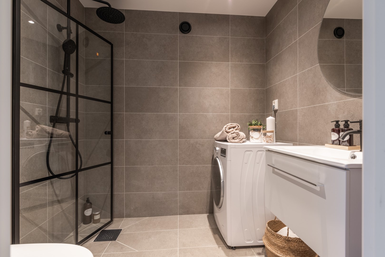 Bostadsbild från Dybecksgatan 7A, Såld i Skallberget, Västerås