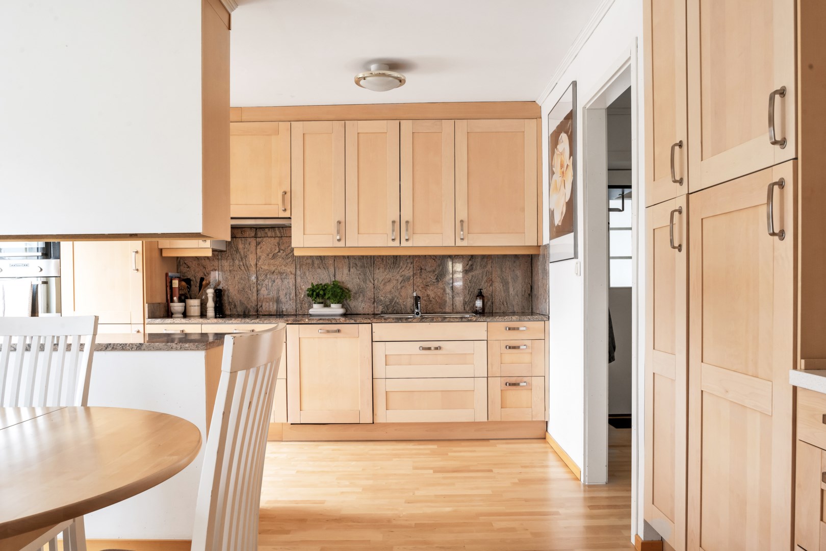 Bostadsbild från Rotegatan 6, Såld i Bärby Hage, Uppsala