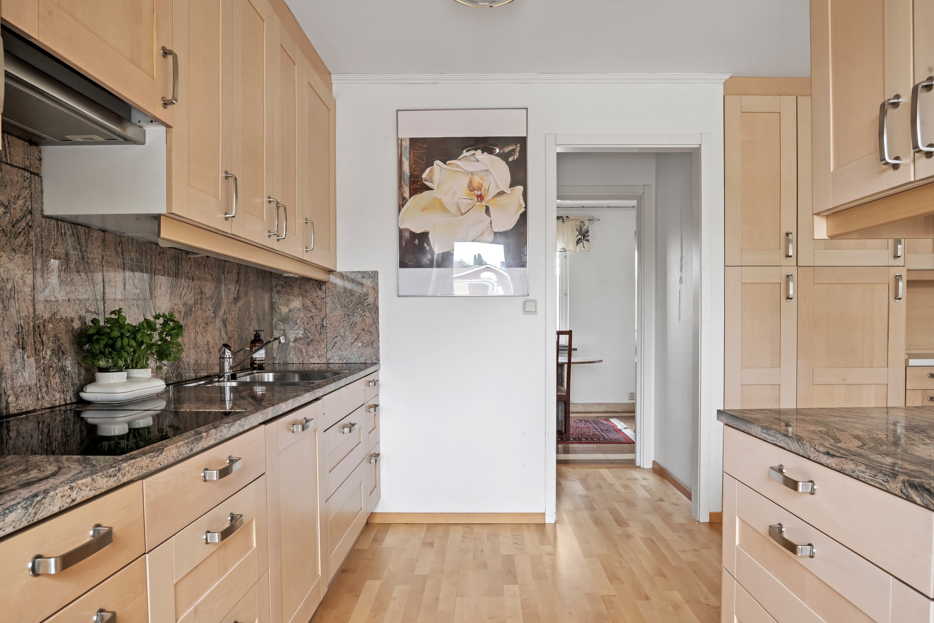 Bostadsbild från Rotegatan 6, Såld i Bärby Hage, Uppsala