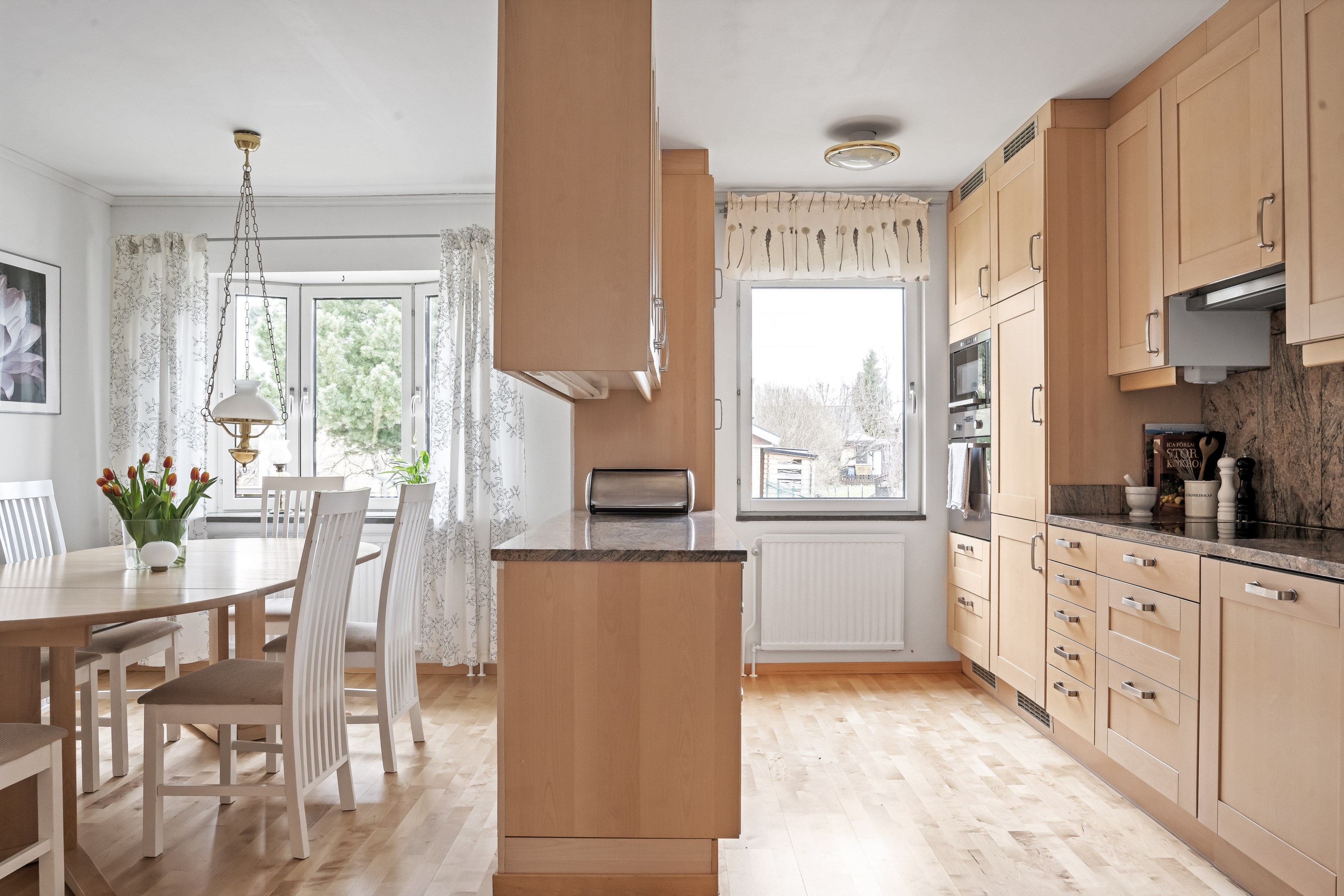 Bostadsbild från Rotegatan 6, Såld i Bärby Hage, Uppsala