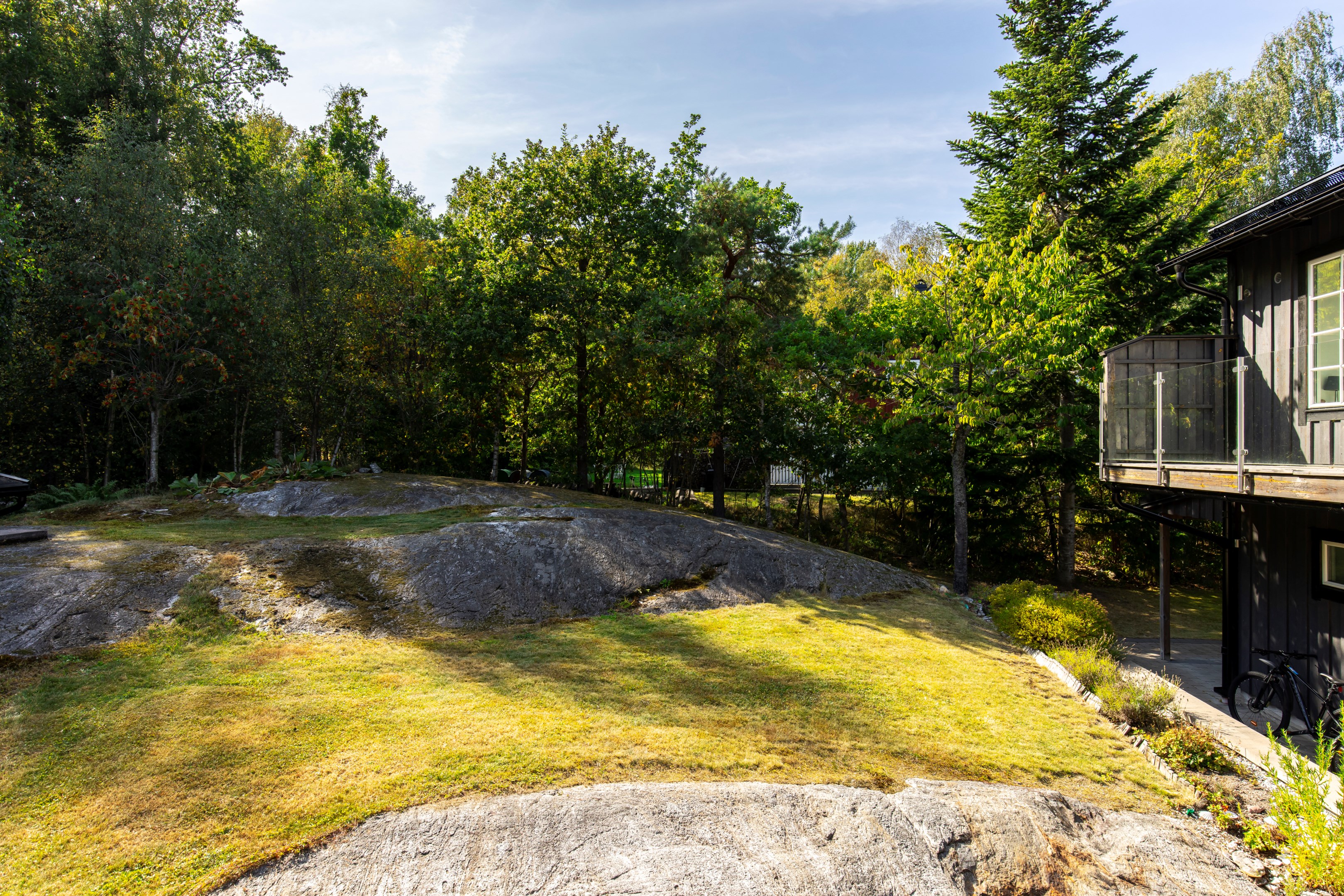 Bostadsbild från Jakthornsvägen 23, Såld i Herrviksnäs, Värmdö