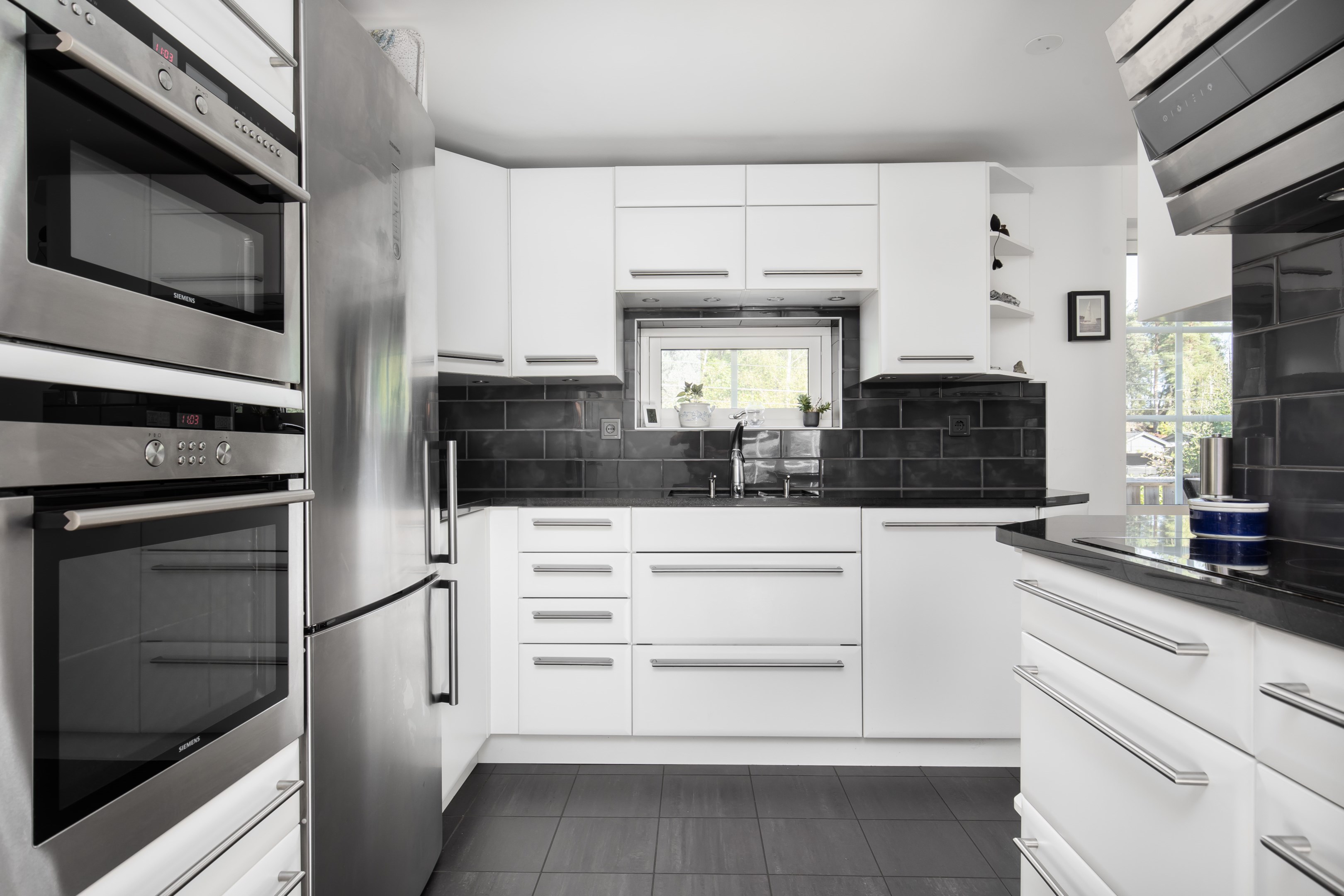 Bostadsbild från Jakthornsvägen 23, Såld i Herrviksnäs, Värmdö