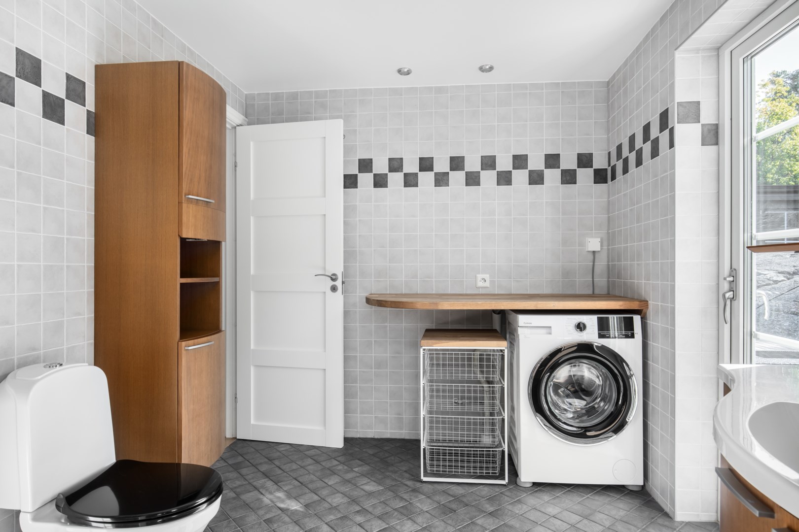 Bostadsbild från Jakthornsvägen 23, Såld i Herrviksnäs, Värmdö