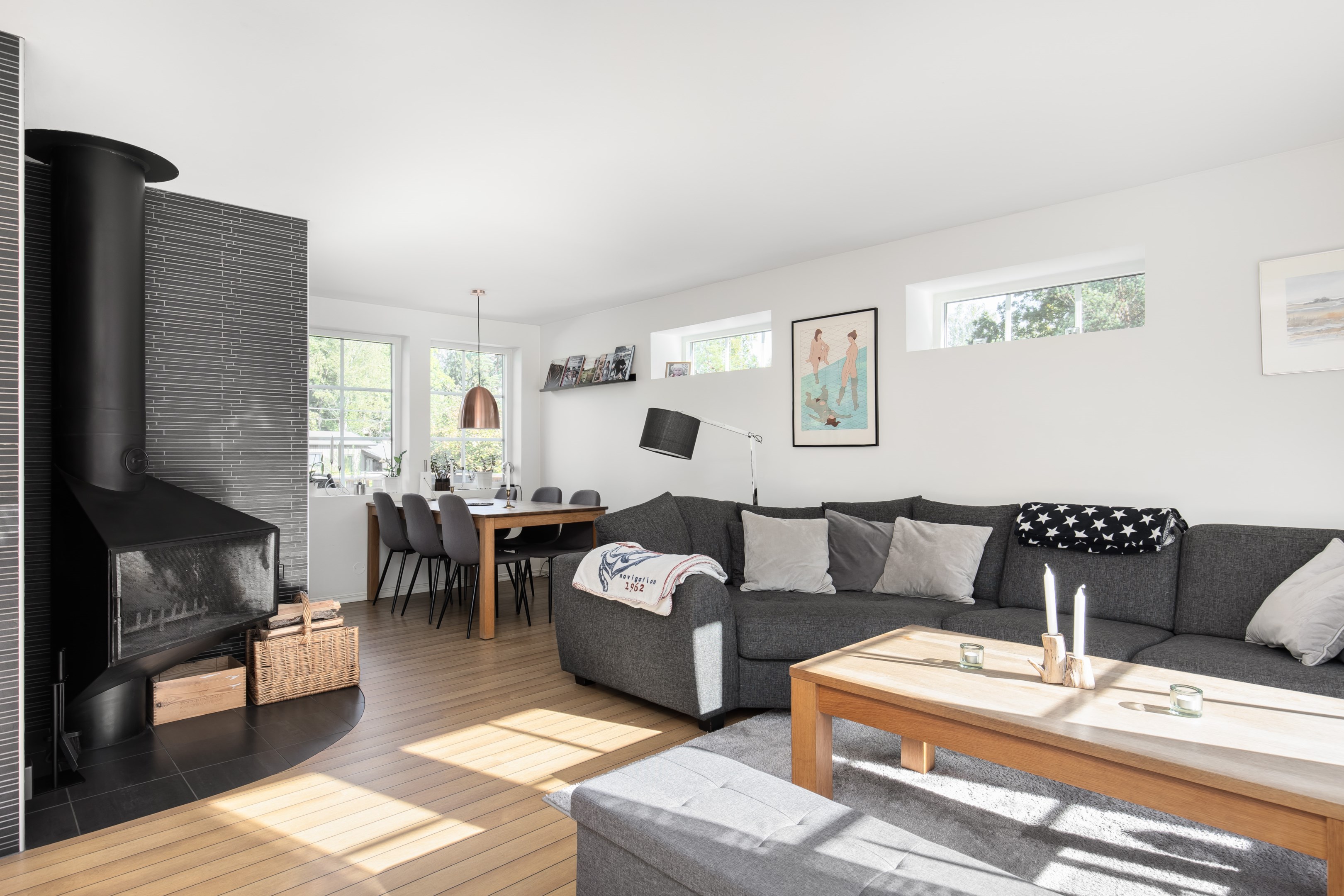 Bostadsbild från Jakthornsvägen 23, Såld i Herrviksnäs, Värmdö