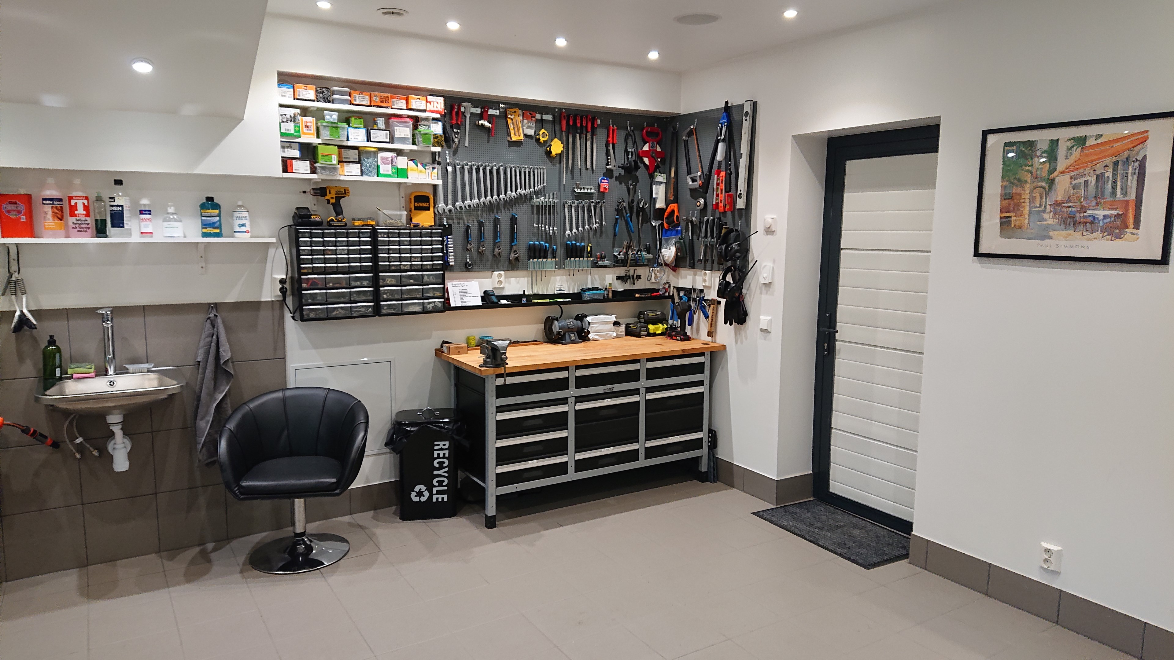 Bostadsbild från Jakthornsvägen 23, Såld i Herrviksnäs, Värmdö