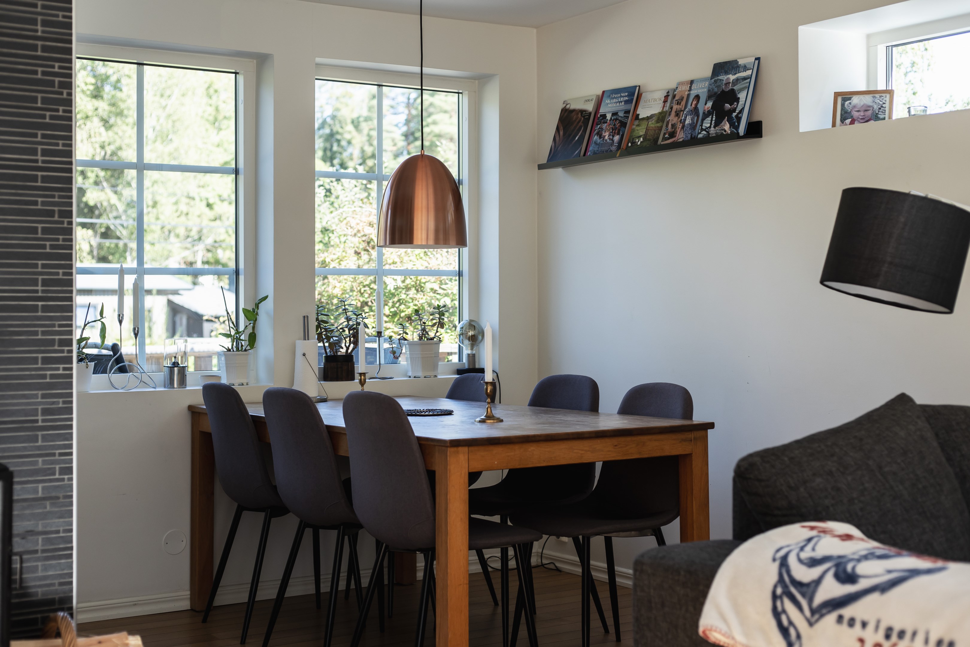 Bostadsbild från Jakthornsvägen 23, Såld i Herrviksnäs, Värmdö