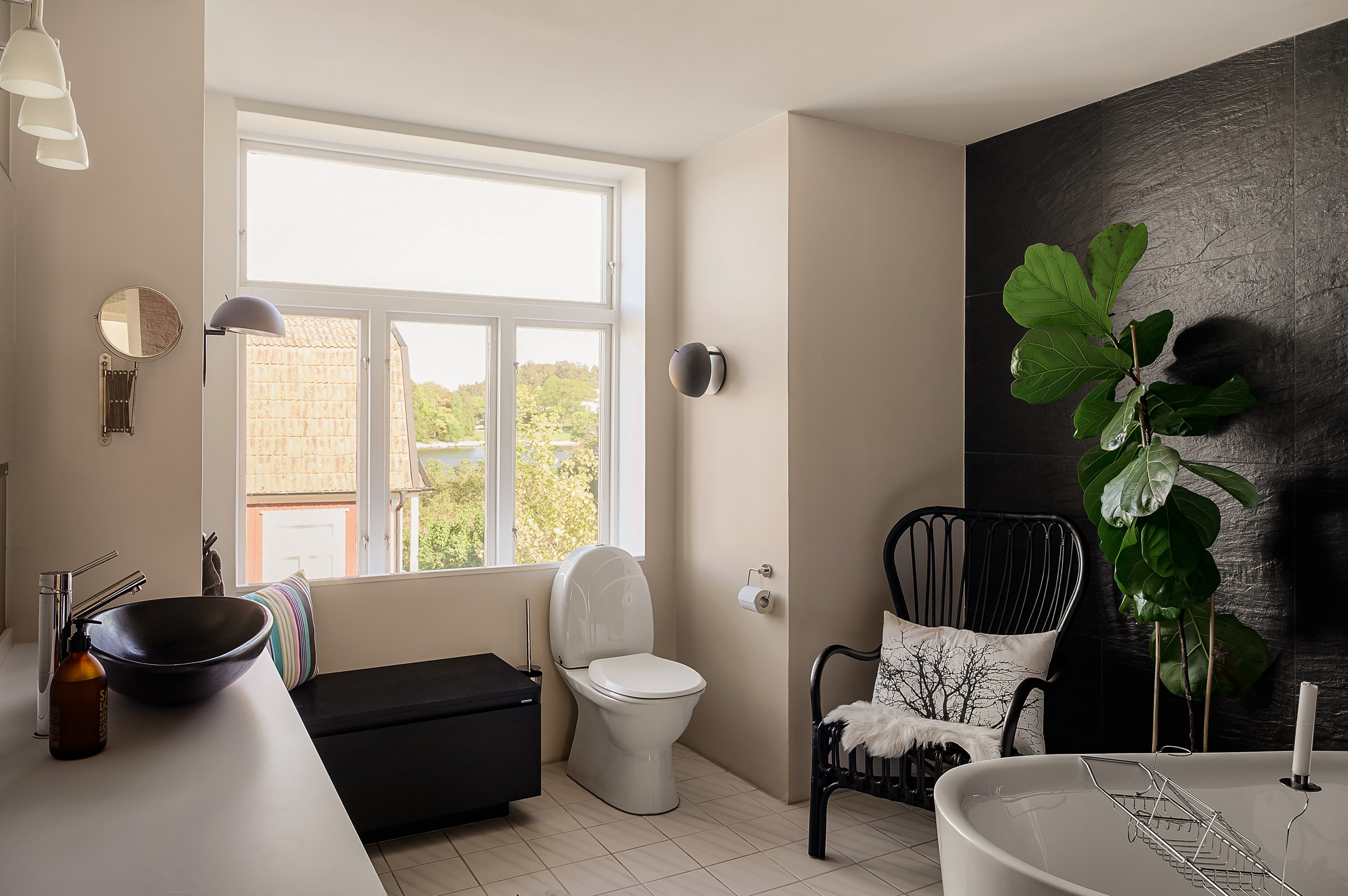 Bostadsbild från Hasseluddsvägen 143, Såld i Hasseludden, Nacka