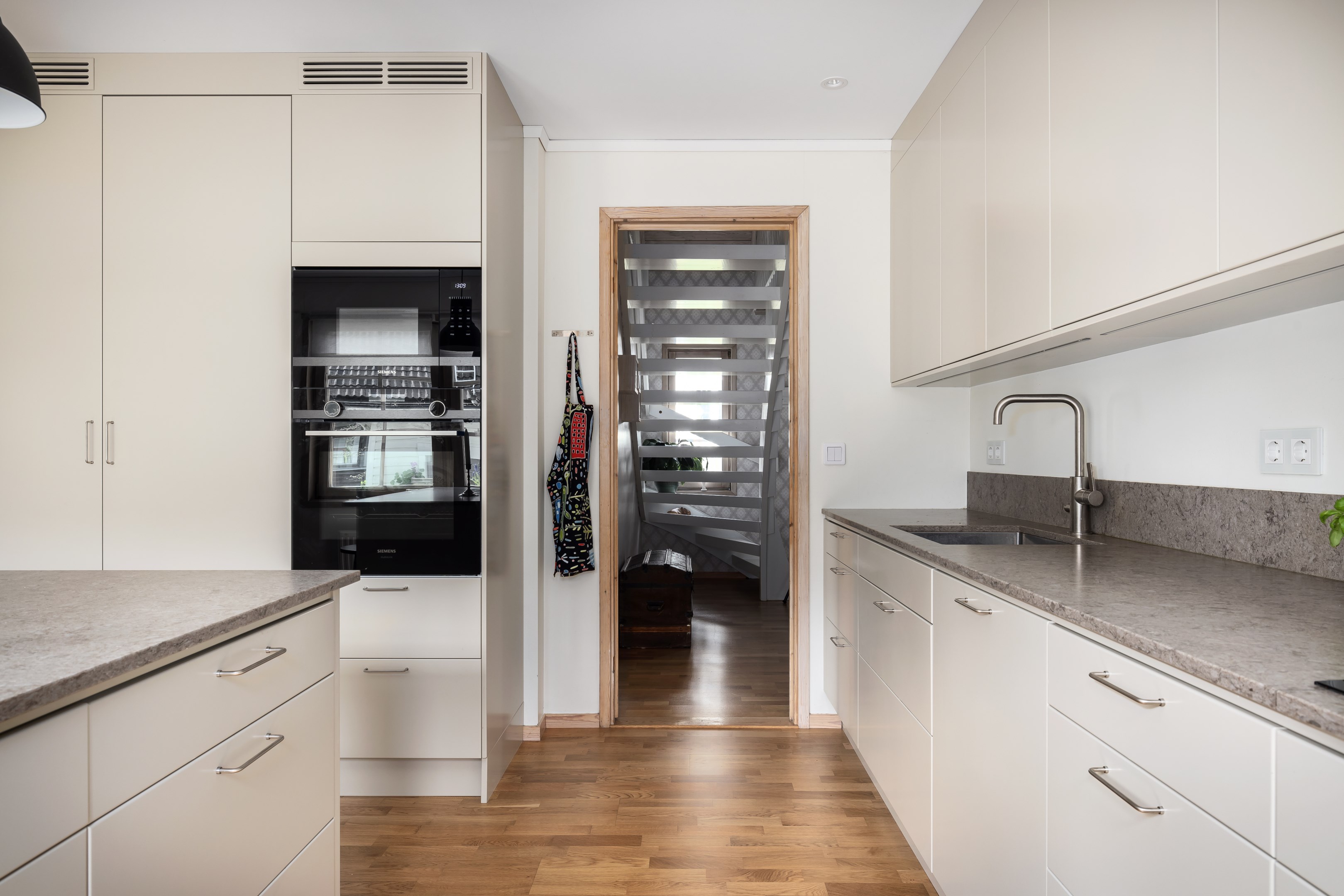 Bostadsbild från Lövdalsvägen 7, Såld i Björknäs, Nacka