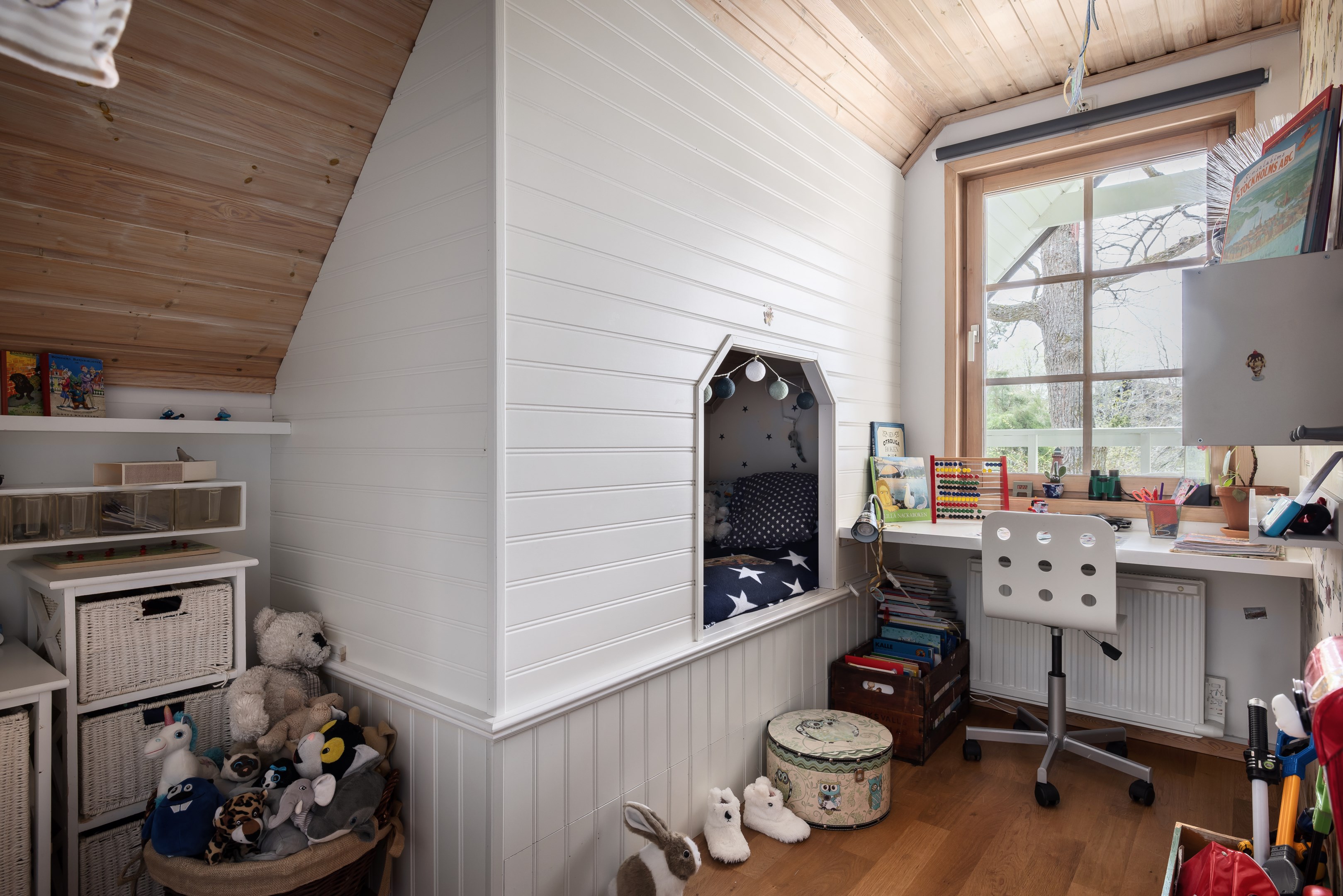 Bostadsbild från Lövdalsvägen 7, Såld i Björknäs, Nacka