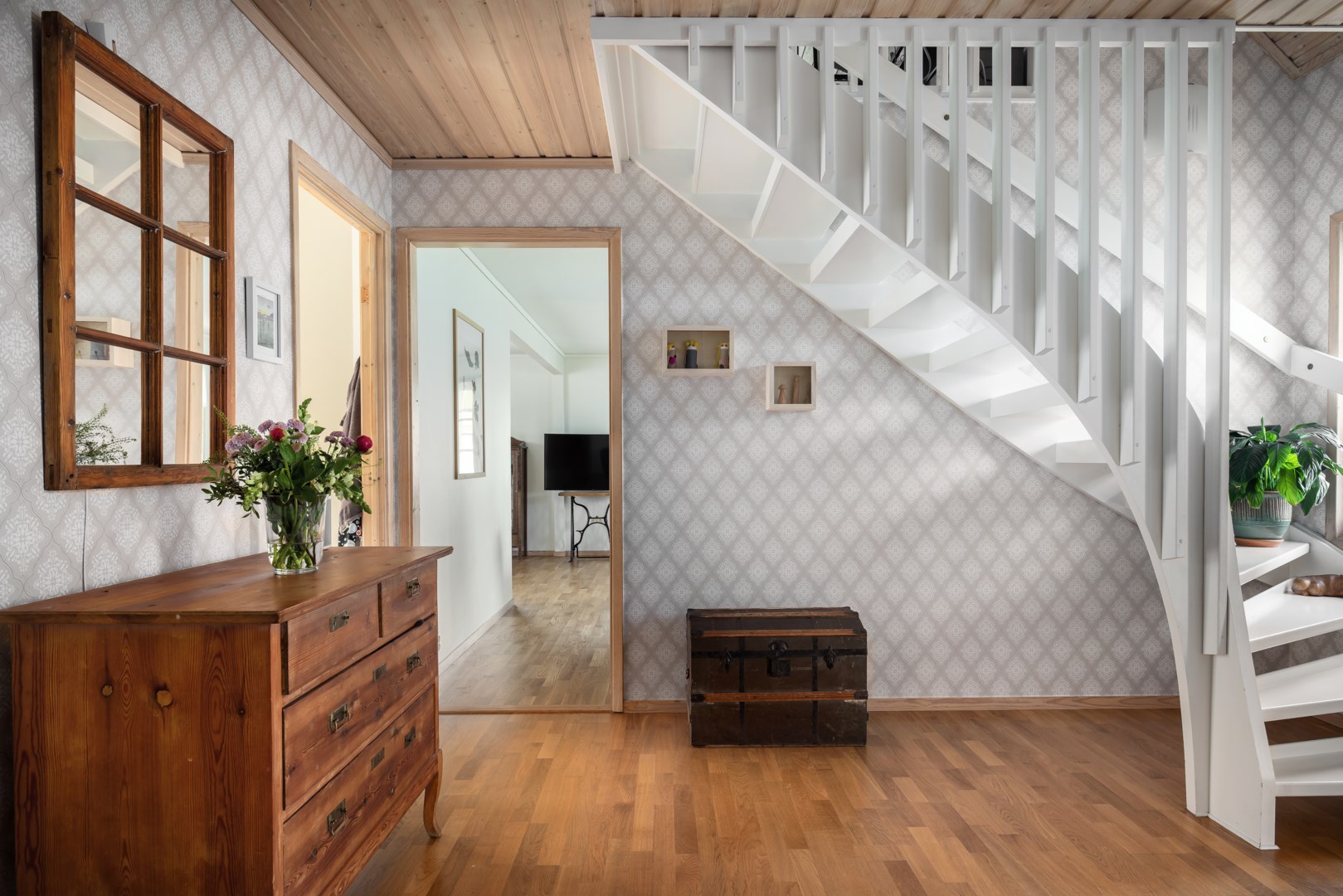 Bostadsbild från Lövdalsvägen 7, Såld i Björknäs, Nacka