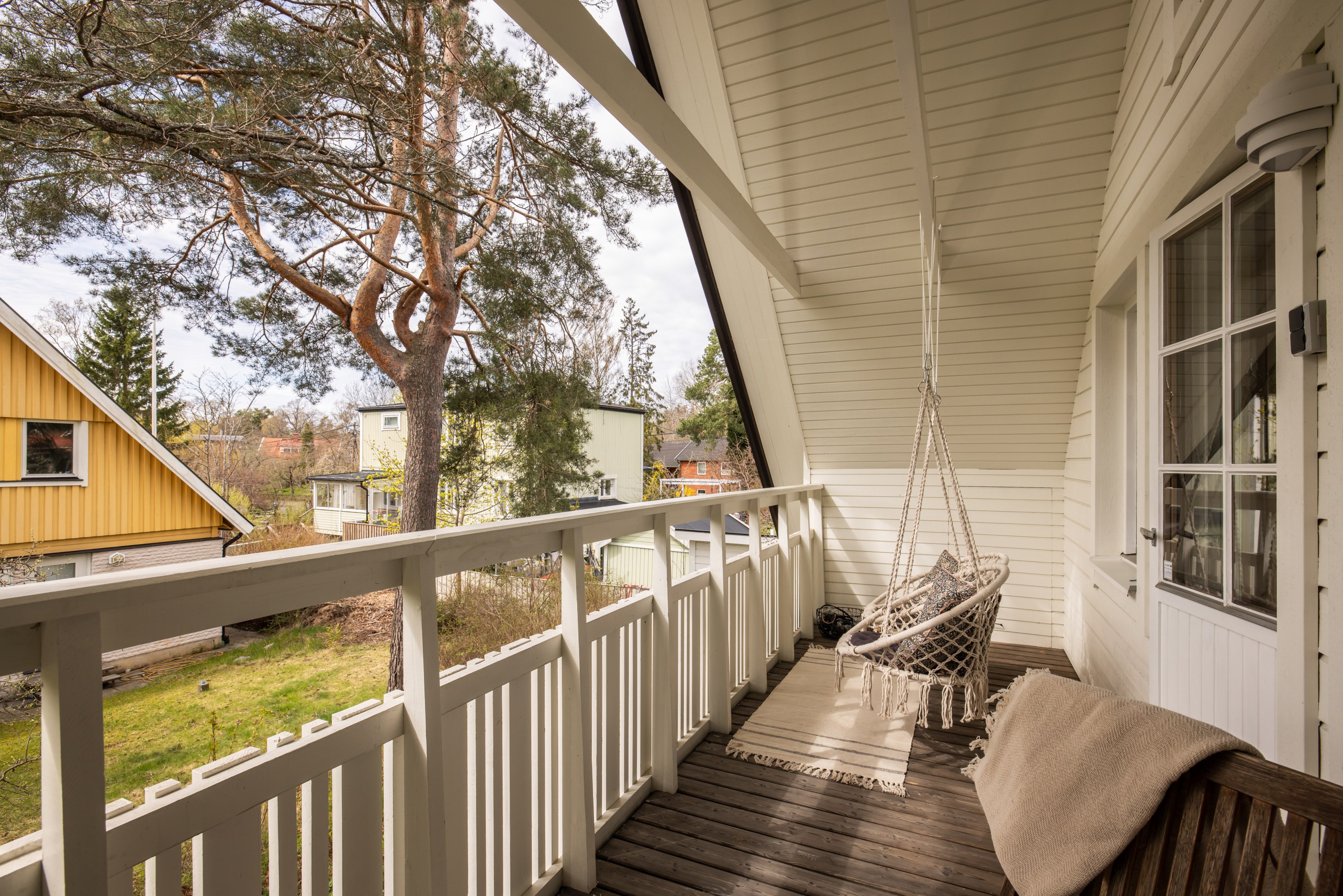 Bostadsbild från Lövdalsvägen 7, Såld i Björknäs, Nacka