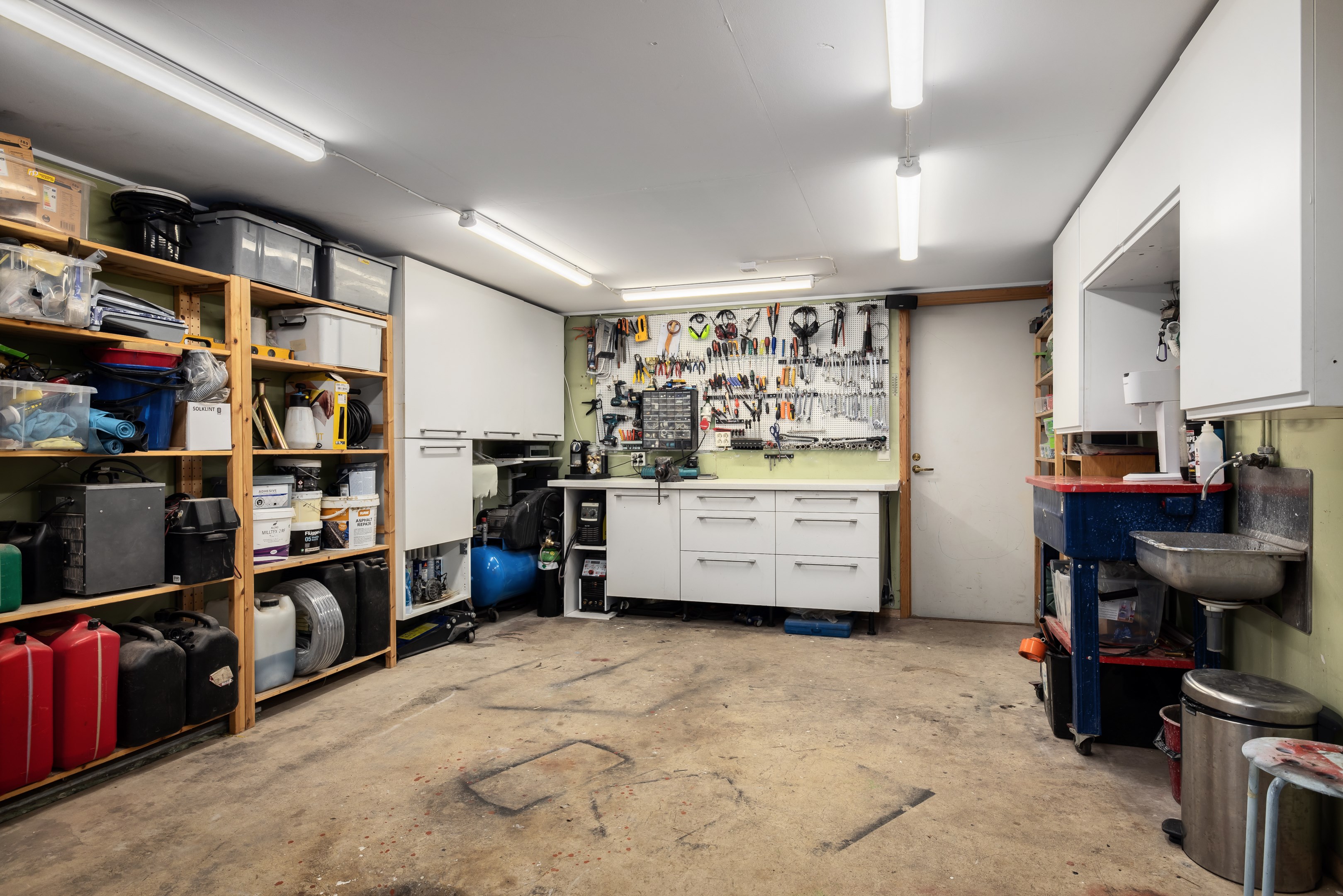 Bostadsbild från Lövdalsvägen 7, Såld i Björknäs, Nacka