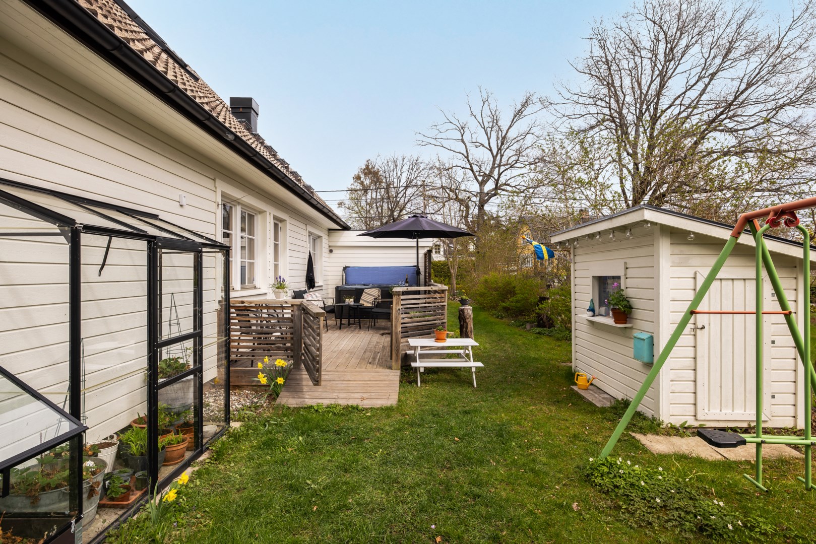 Bostadsbild från Lövdalsvägen 7, Såld i Björknäs, Nacka