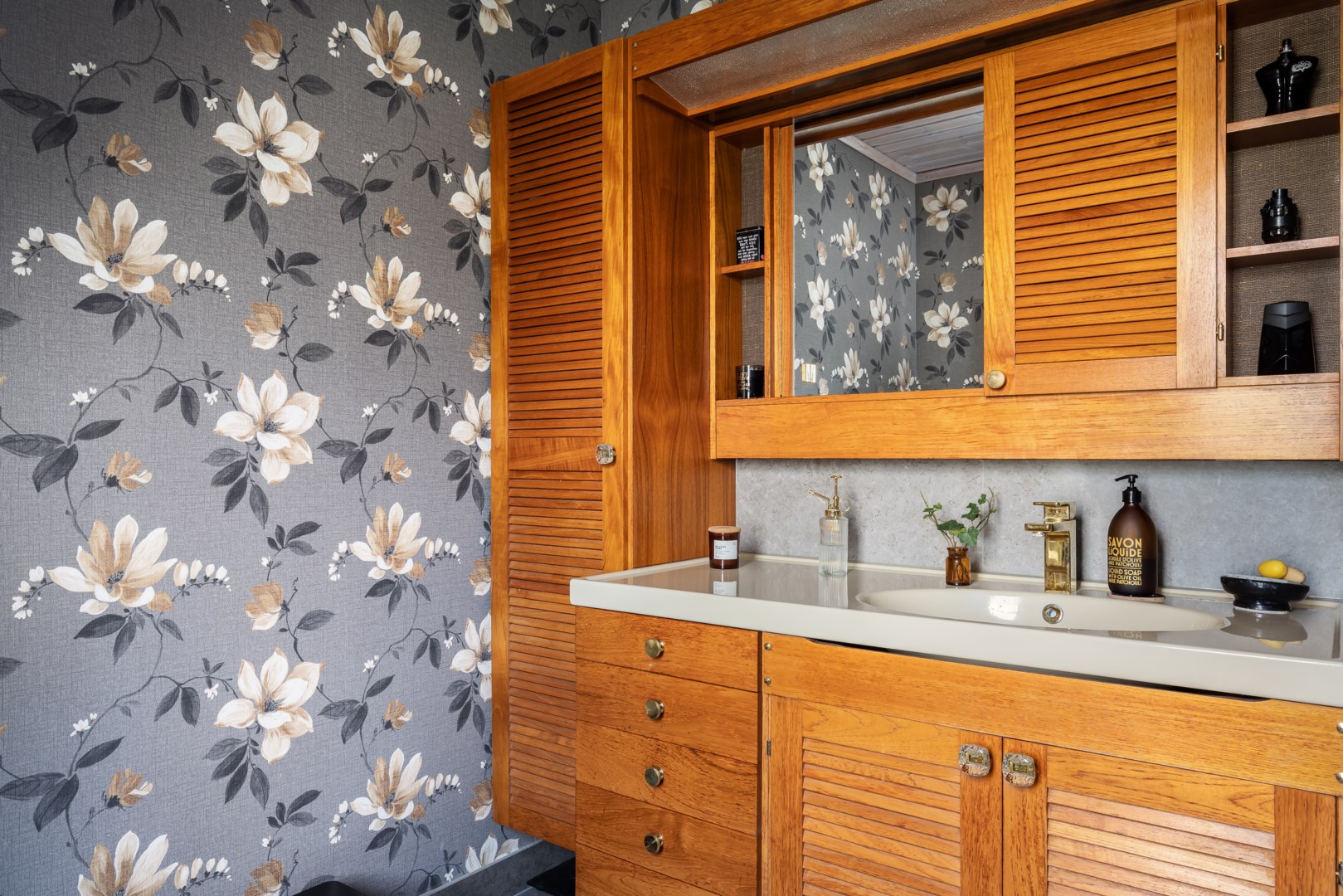 Bostadsbild från Lövdalsvägen 7, Såld i Björknäs, Nacka