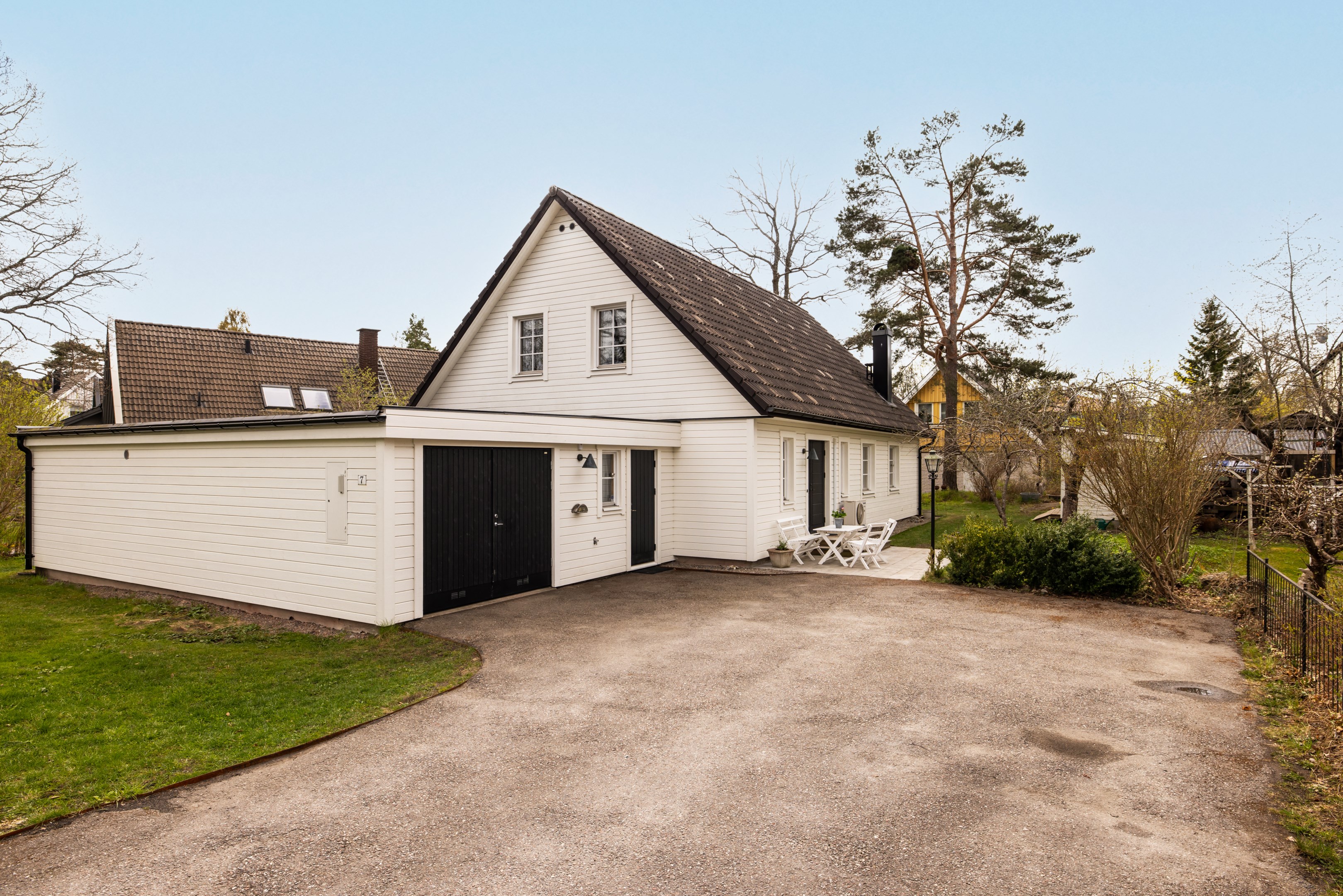 Bostadsbild från Lövdalsvägen 7, Såld i Björknäs, Nacka