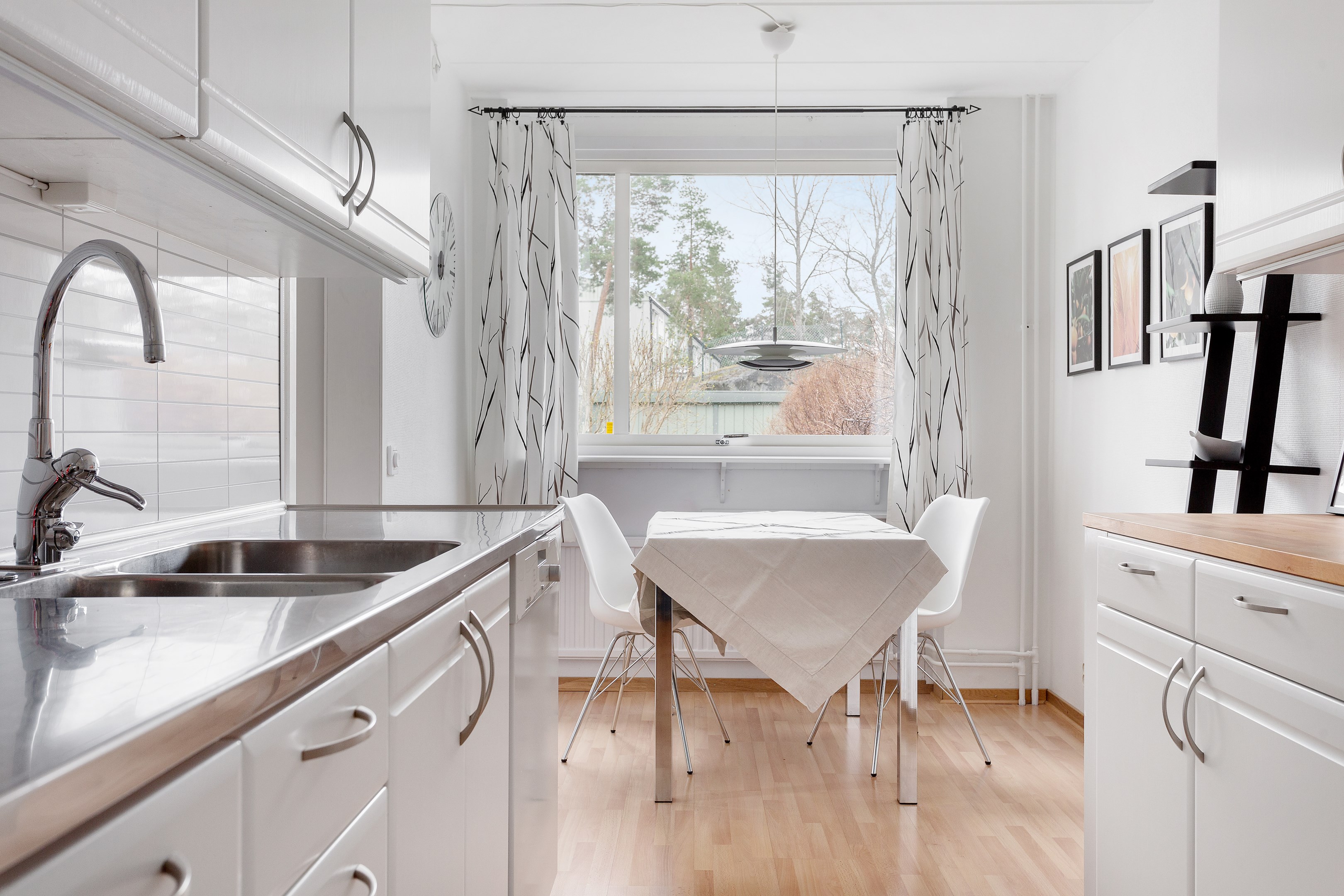 Bostadsbild från Rudsjövägen 75, Såld i Duvnäs Utskog, Nacka