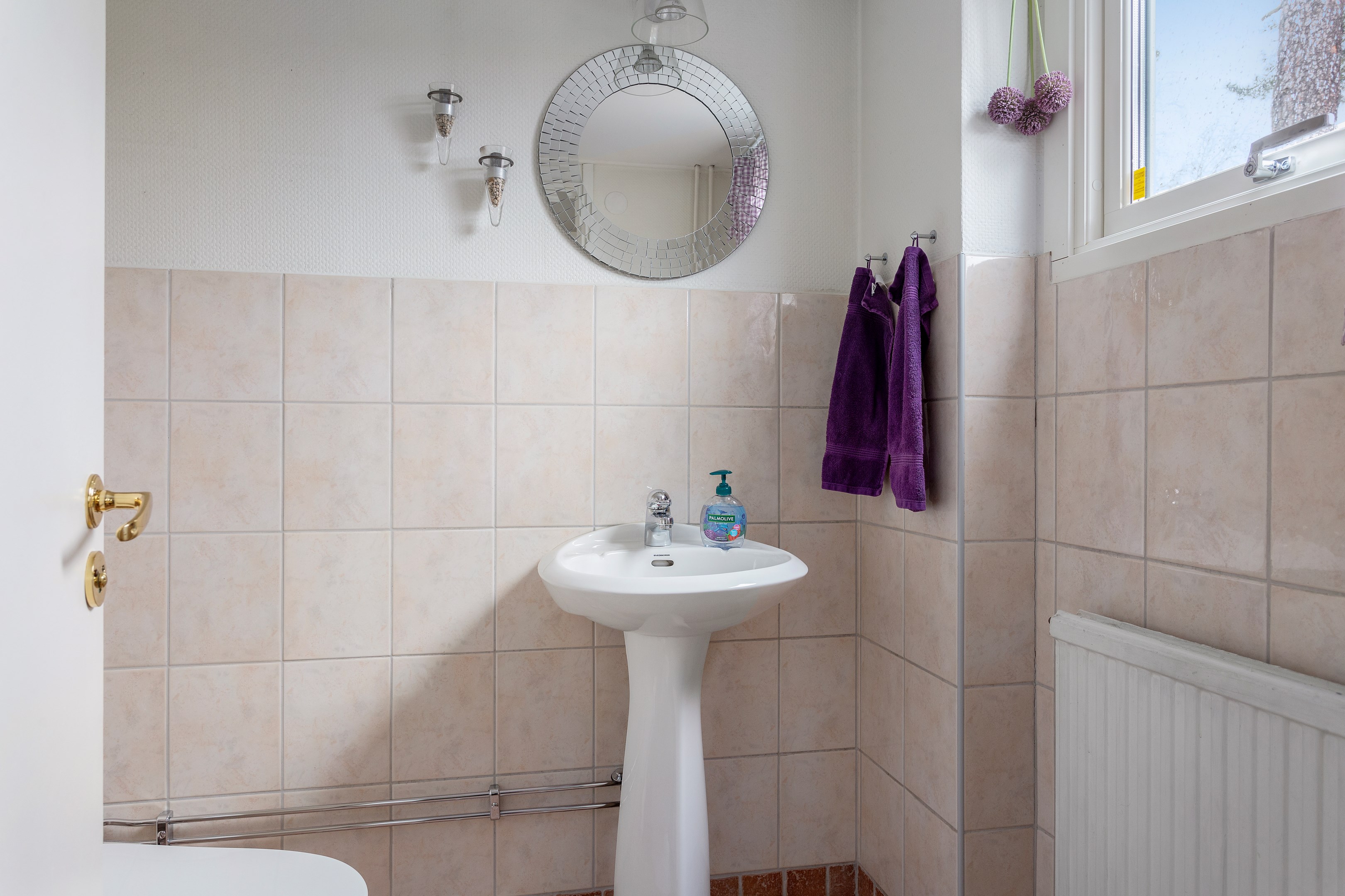 Bostadsbild från Rudsjövägen 75, Såld i Duvnäs Utskog, Nacka