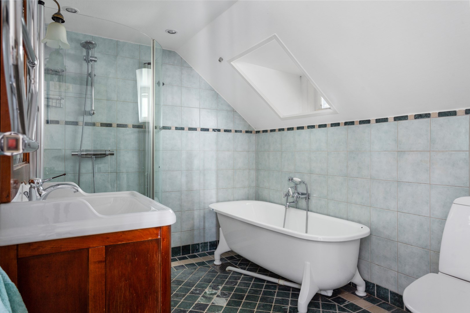 Bostadsbild från Rensättra allé 7A, Såld i Rensättra, Nacka