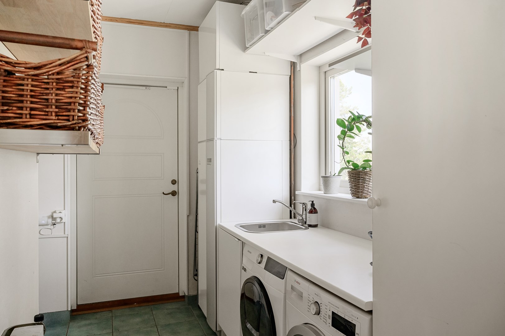 Bostadsbild från Skurusundsvägen 65, Såld i Skuru, Nacka